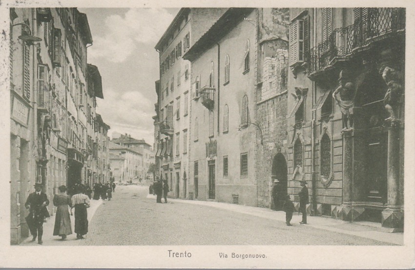 Trento - Via Borgonuovo.