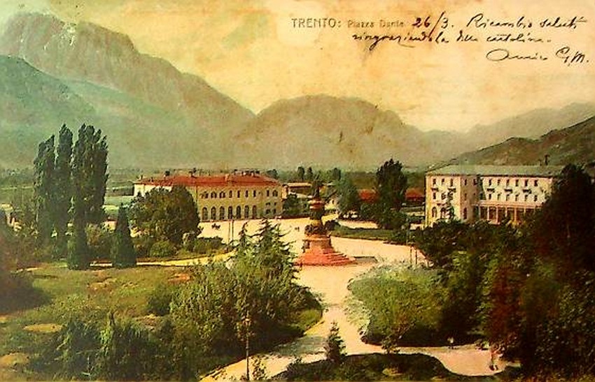 Trento: Piazza Dante.