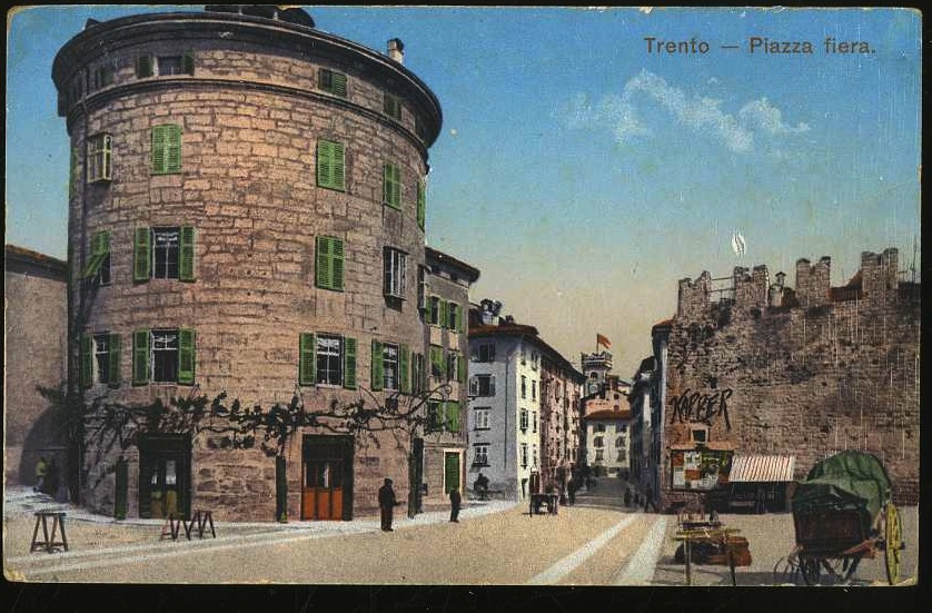 Trento. Piazza Fiera.