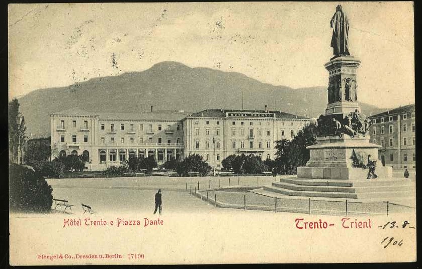 Trento-Trient. Hôtel Trento e Piazza Dante.