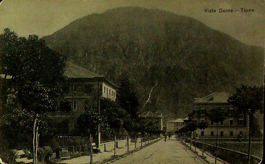 Viale Dante - Tione.