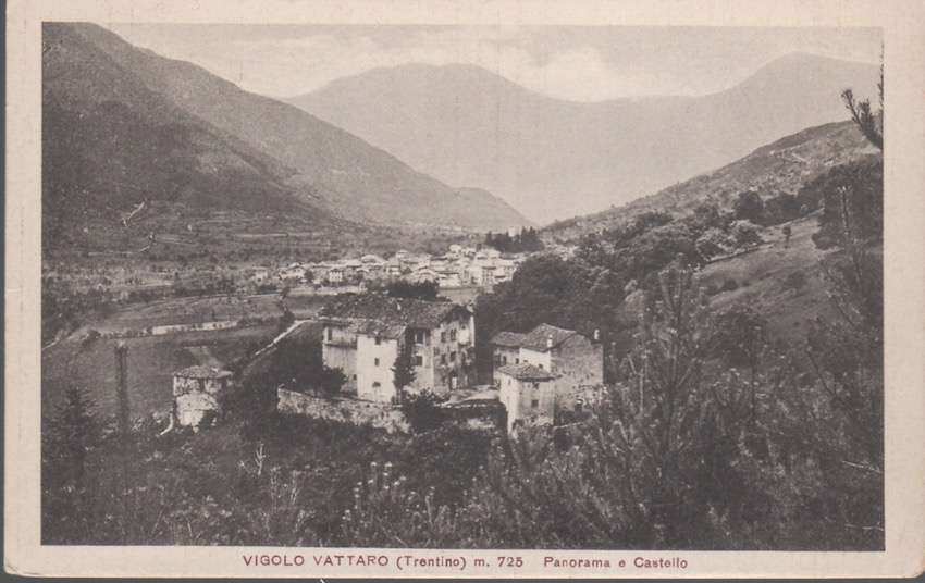 Vigolo Vattaro (Trentino) m. 725. Panorama e Castello.