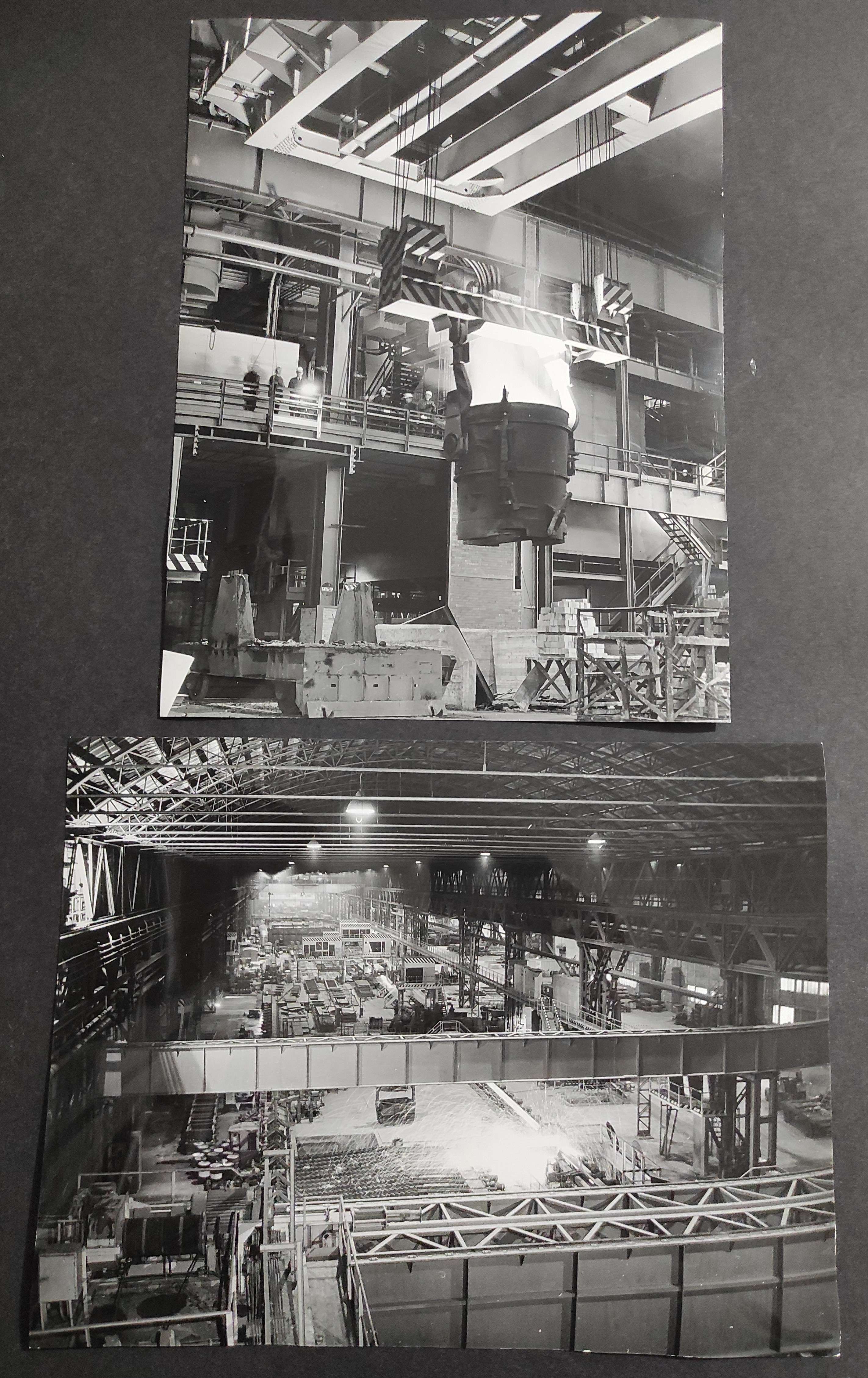 2 Fotografie Stabilimento Siderurgico Cogne - Interni - Anni 70