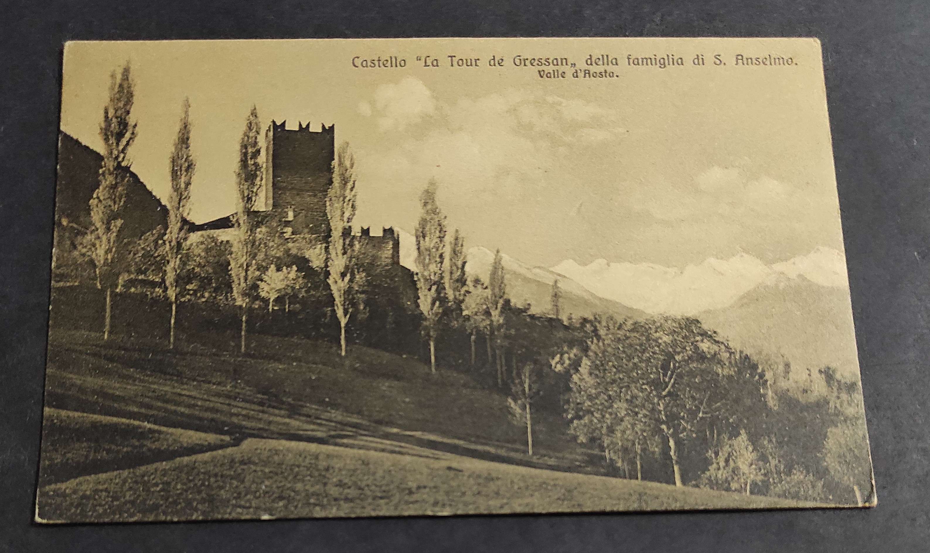Cartolina Castello "La Tour de Gressan" della Famiglia di S. …