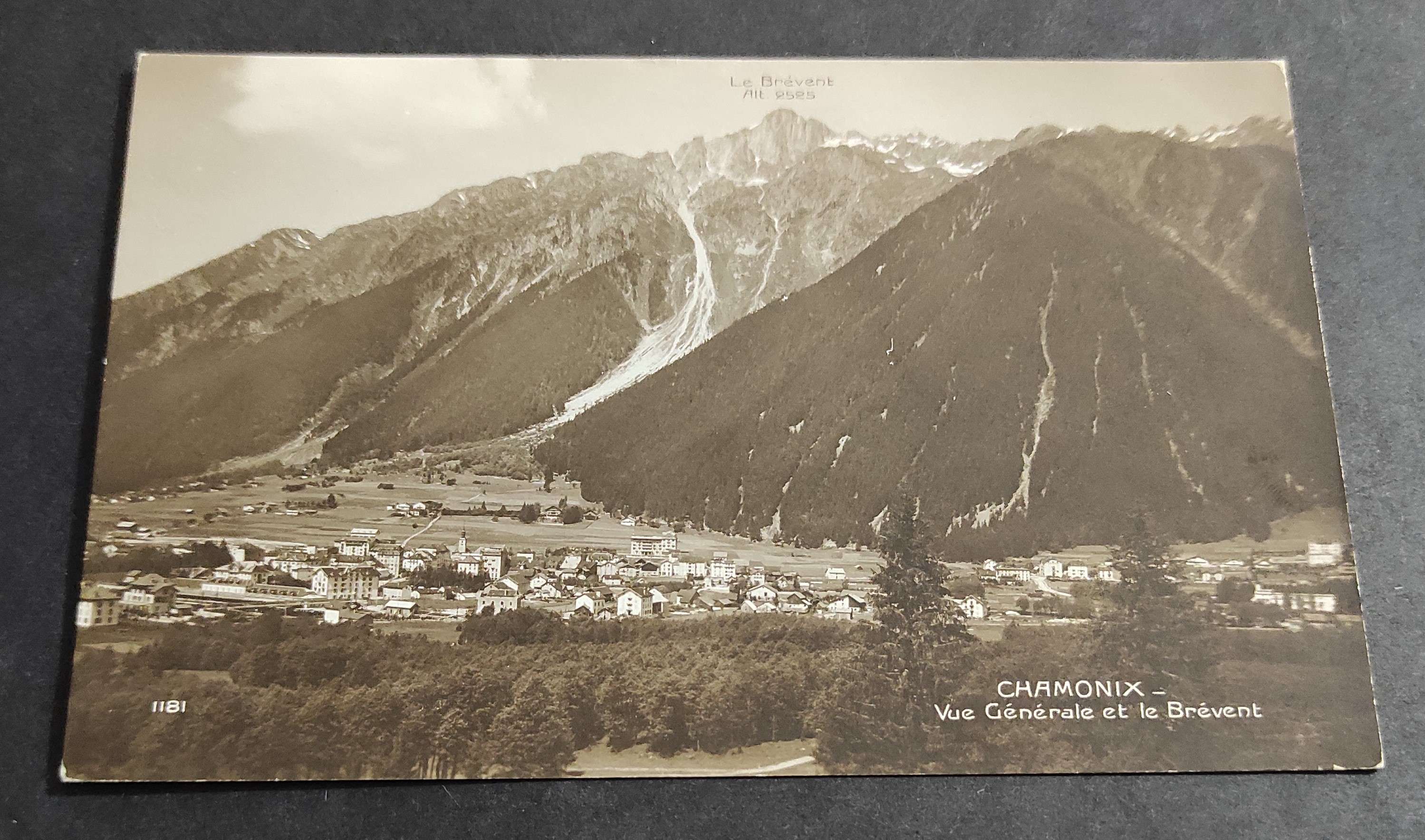 Cartolina Chamonix - Vue Générale et le Brévent
