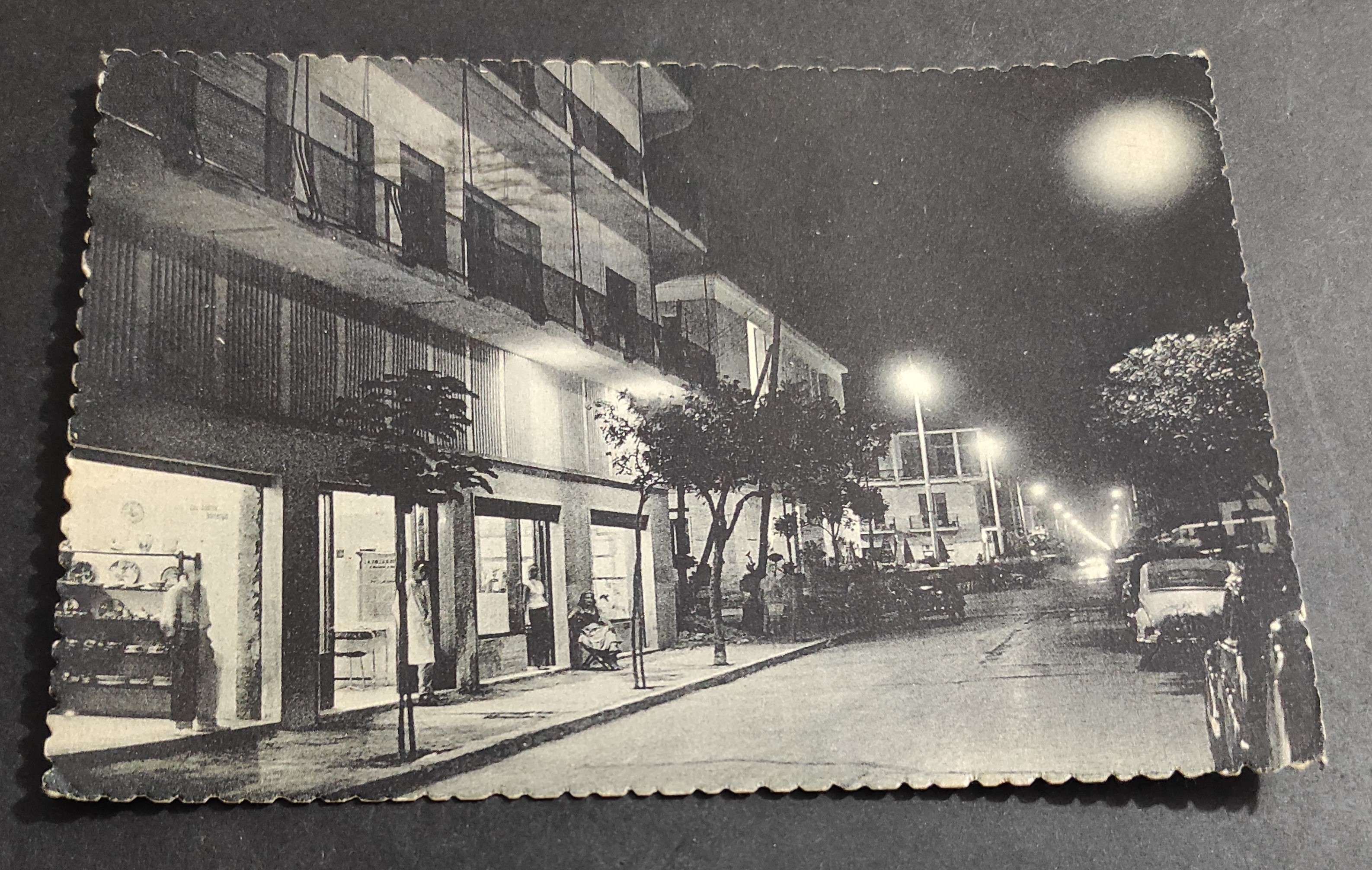 Cartolina Francavilla al Mare - Viale Nettuno Visto di Notte