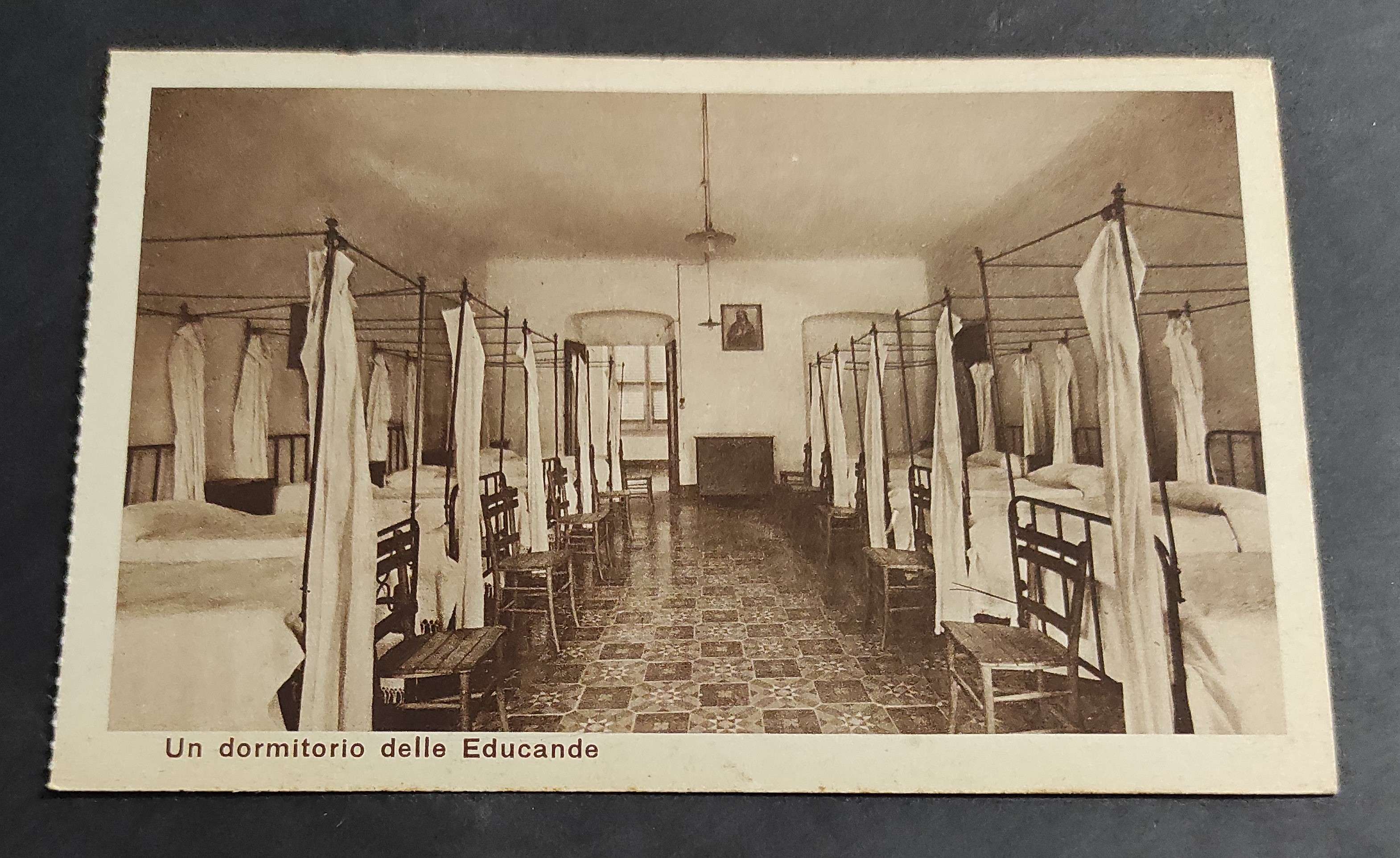 Cartolina Genova - Istituto Ravasco - Un Dormitorio delle Educande