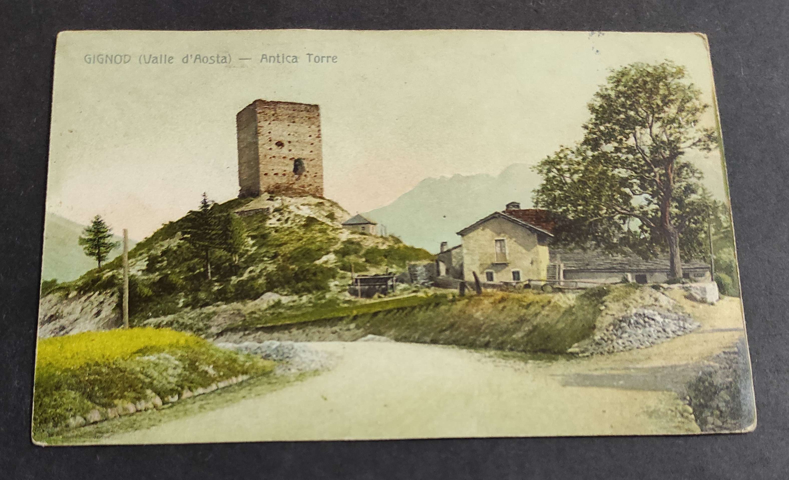 Cartolina Gignod (Valle d'Aosta) - Antica Torre
