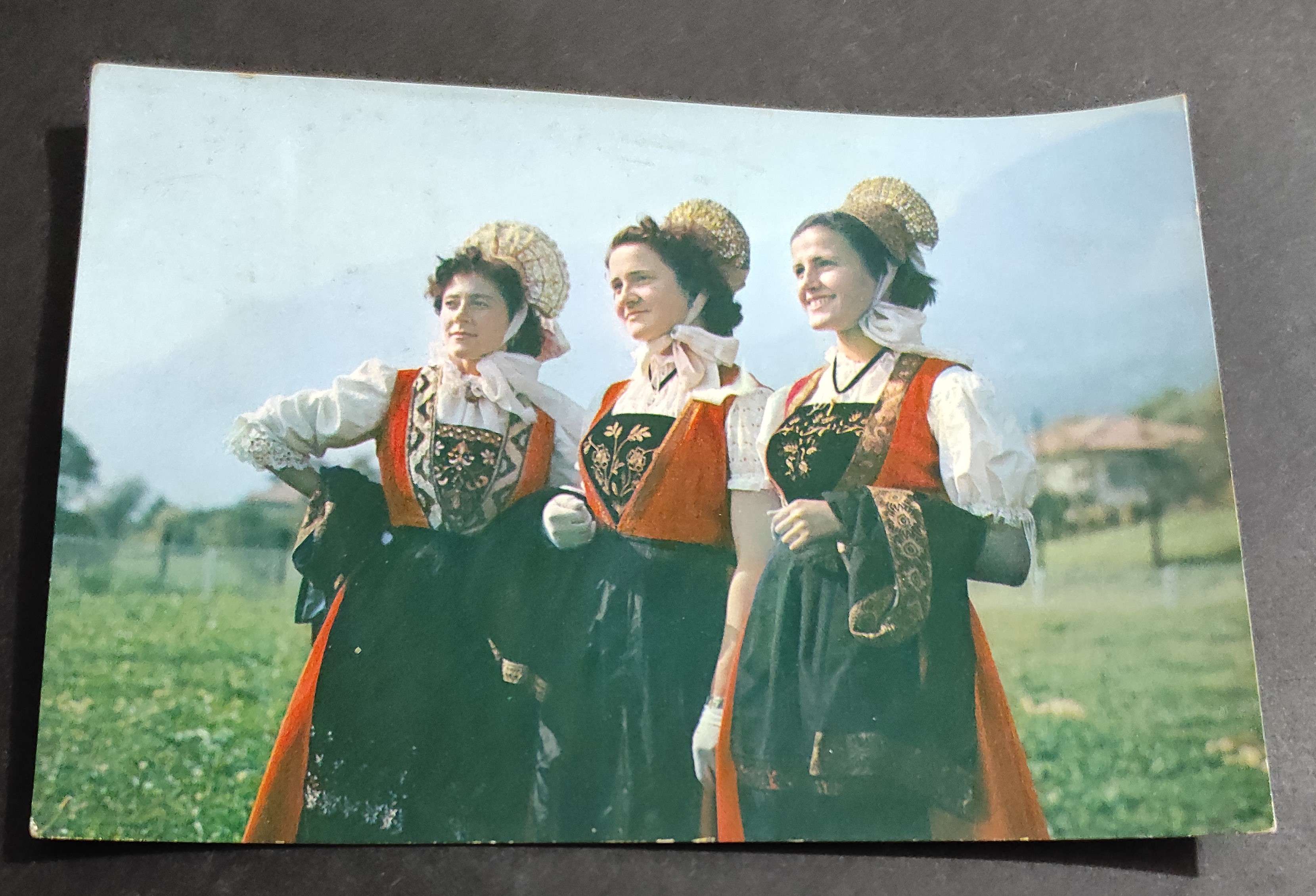 Cartolina Gressoney - Costume