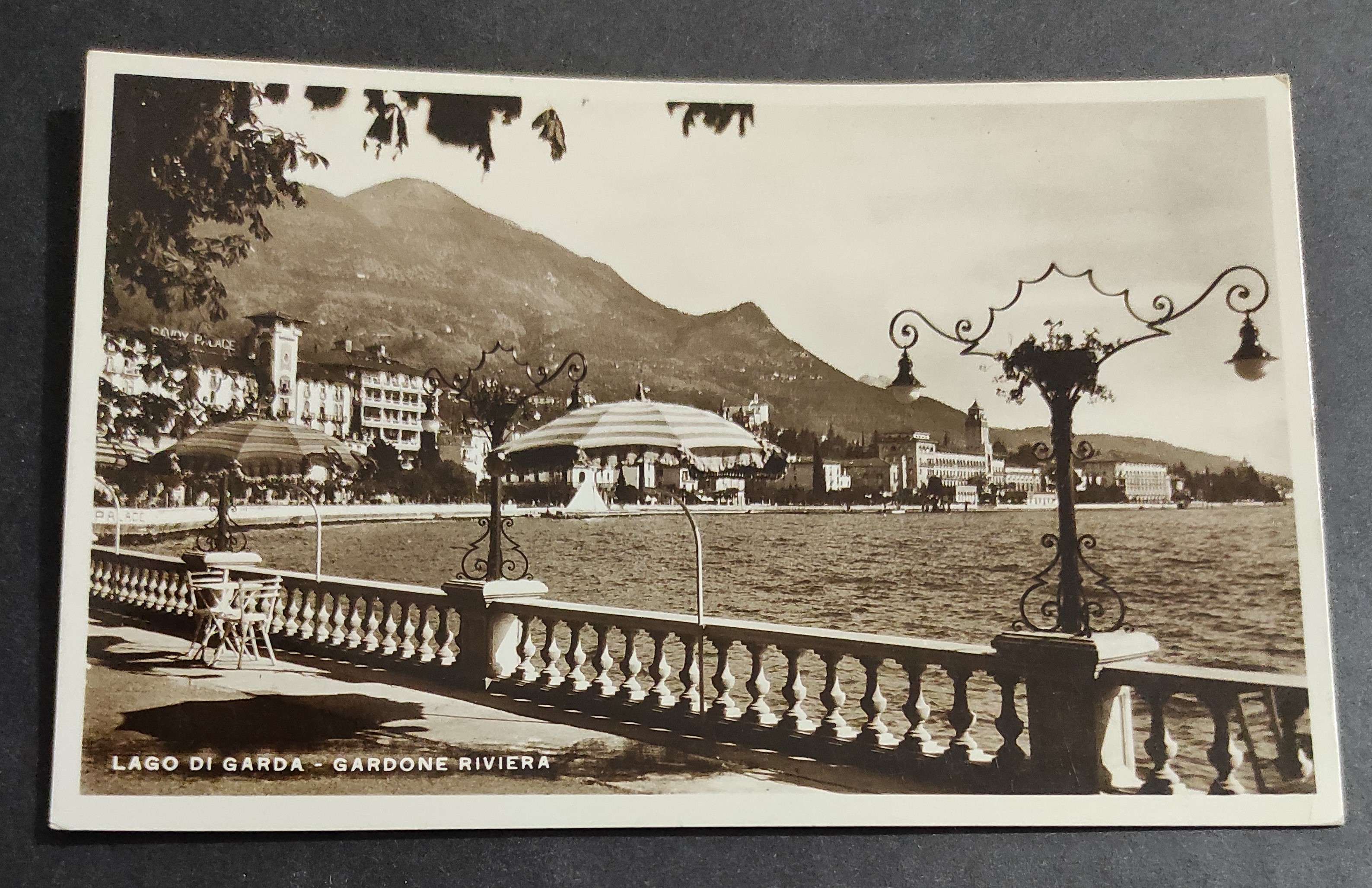 Cartolina Lago Di Garda - Gardone Riviera