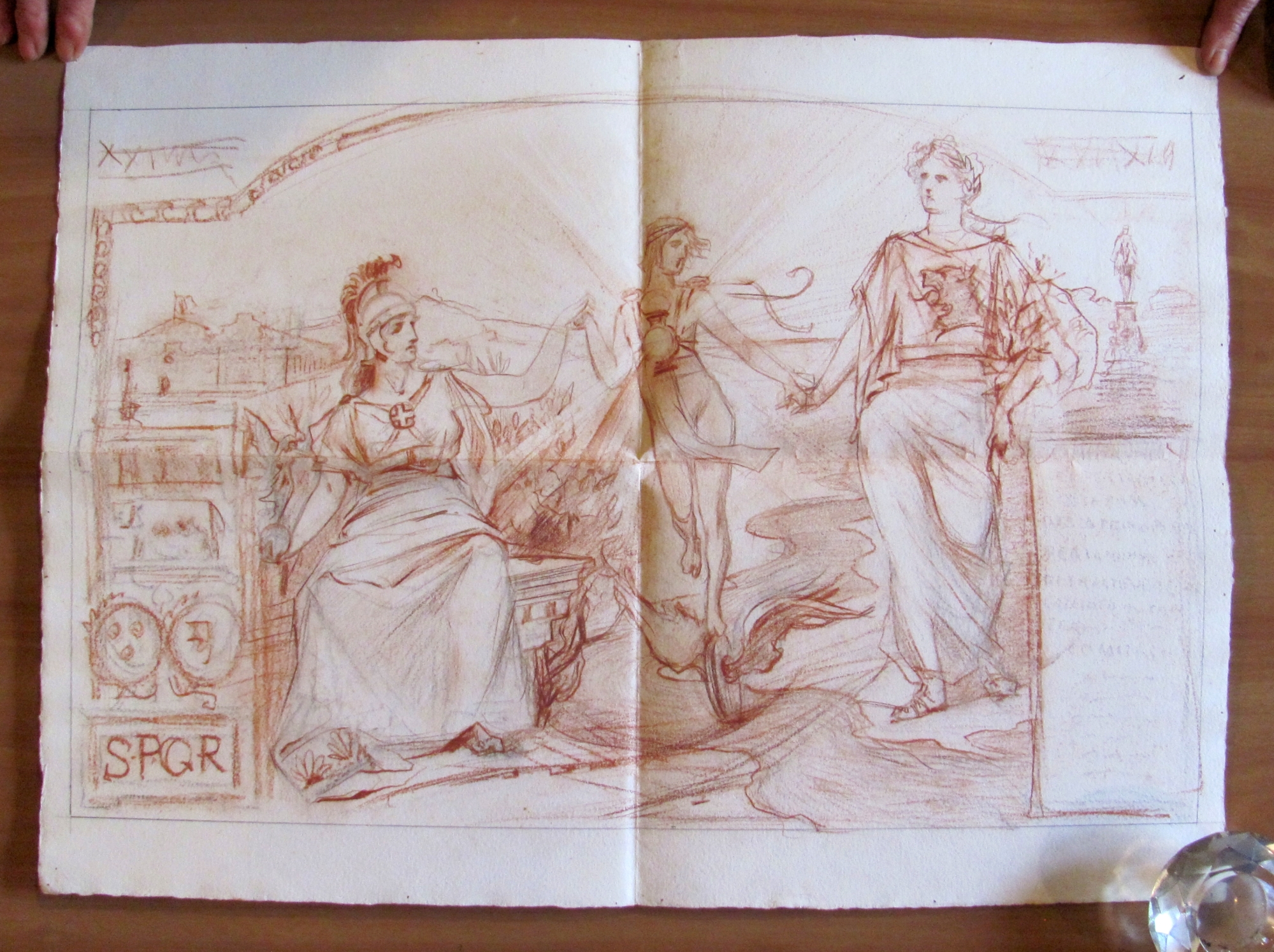 Bozzetto originale in sanguigna con Figure allegoriche e S.P.Q.R. - …