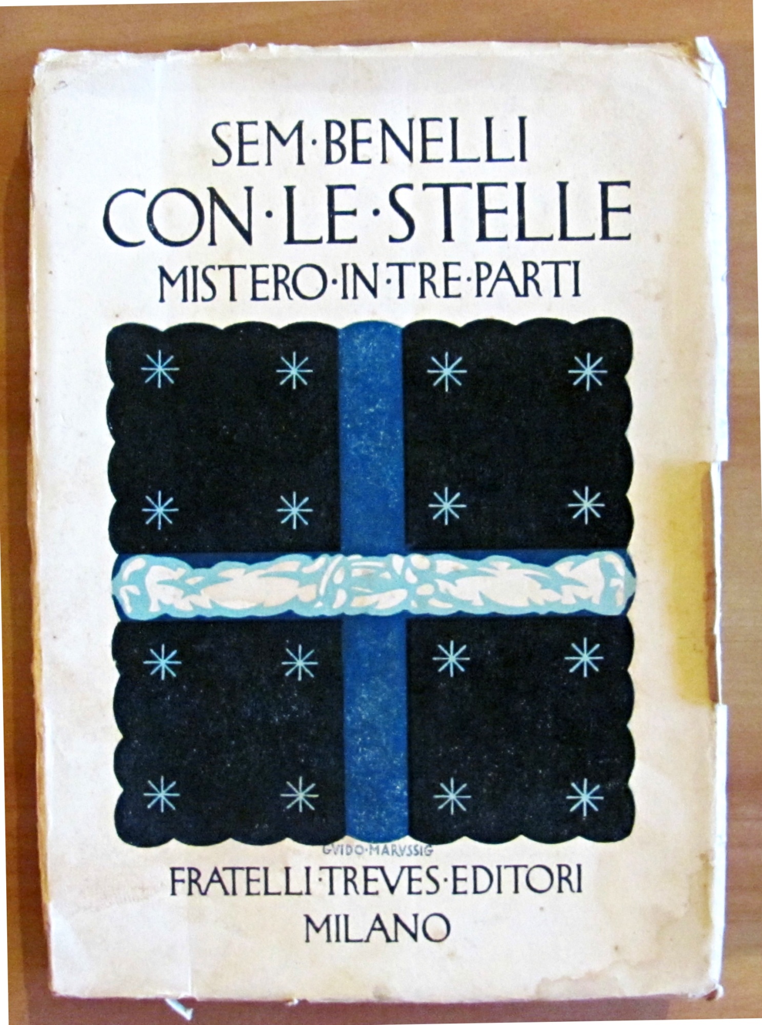 CON LE STELLE - MISTERO IN TRE PARTI