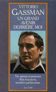 UN GRAND AVENIR DERRIERE MOI