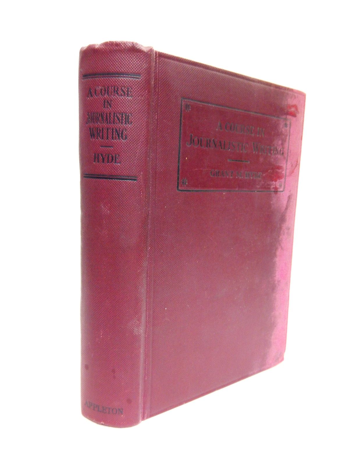 A course in journalistic writing