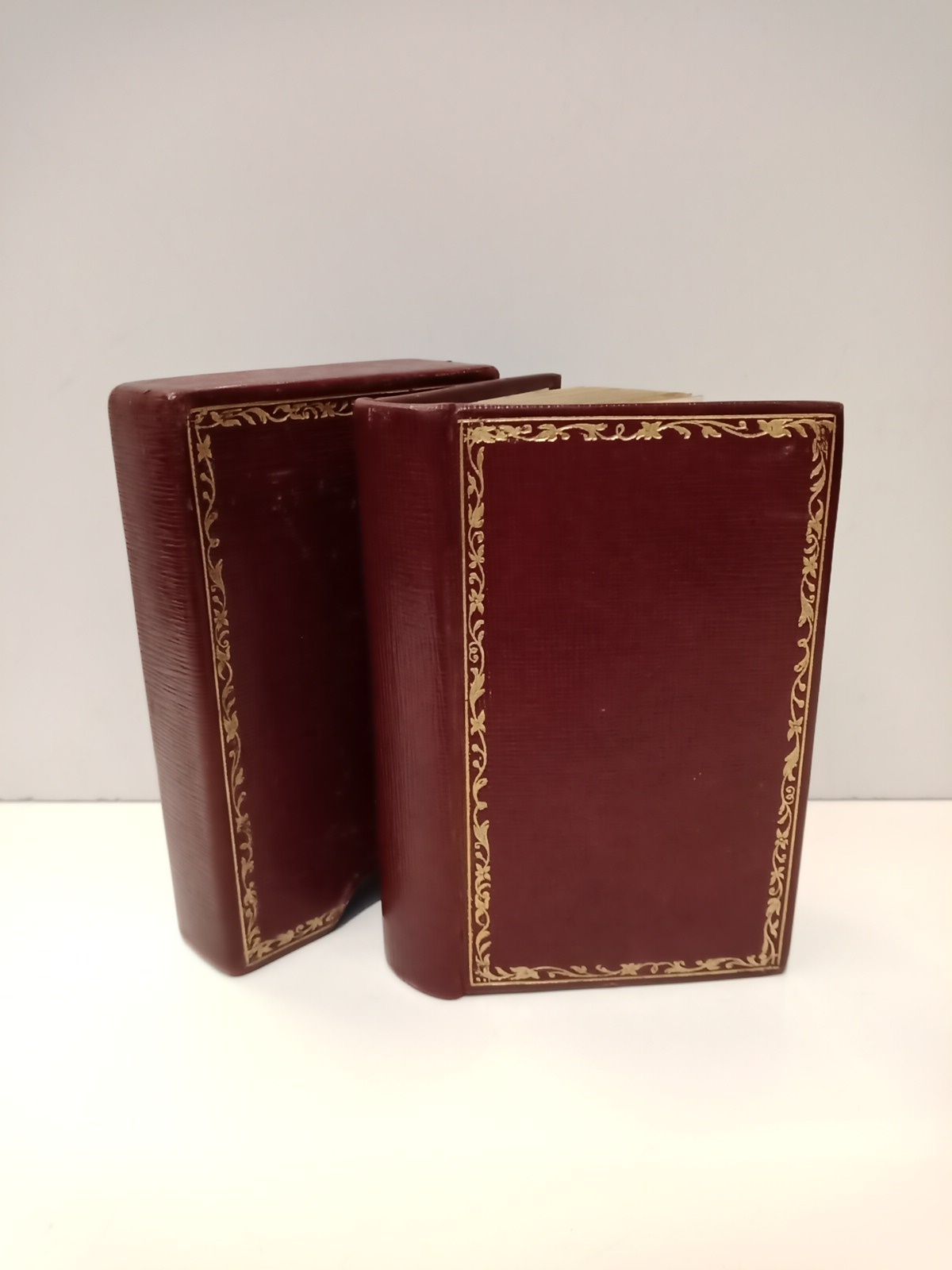 Almanach de la Cour, de la Ville et des departements. …