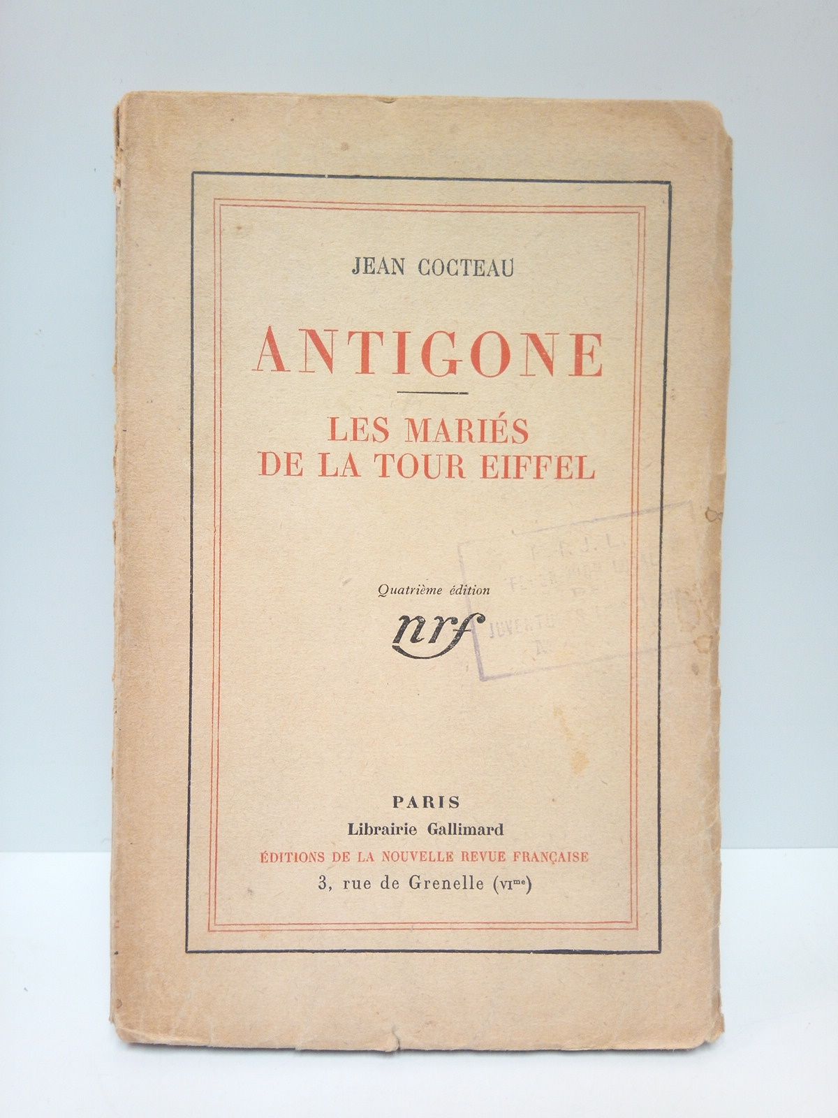 Antigone. Les Martiés de la Tour Eiffel