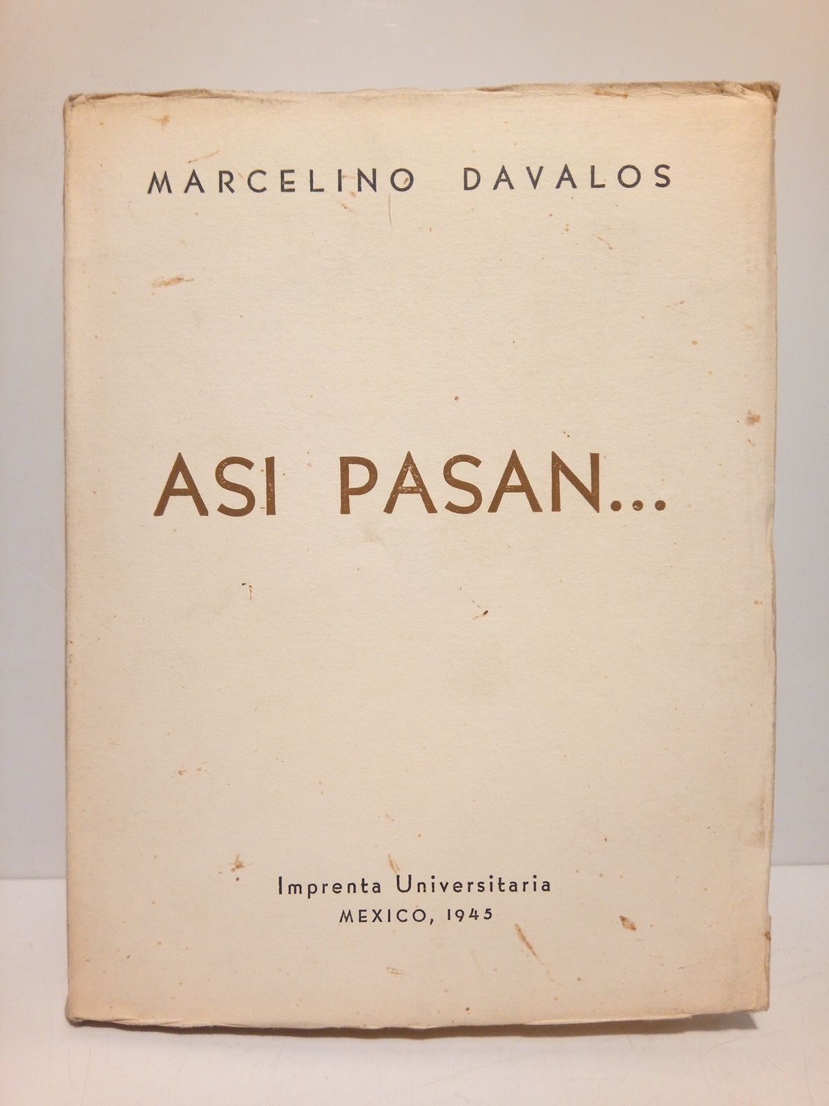 Así pasan.(Comedia en tres actos estrenada en el Teatro Virginia …