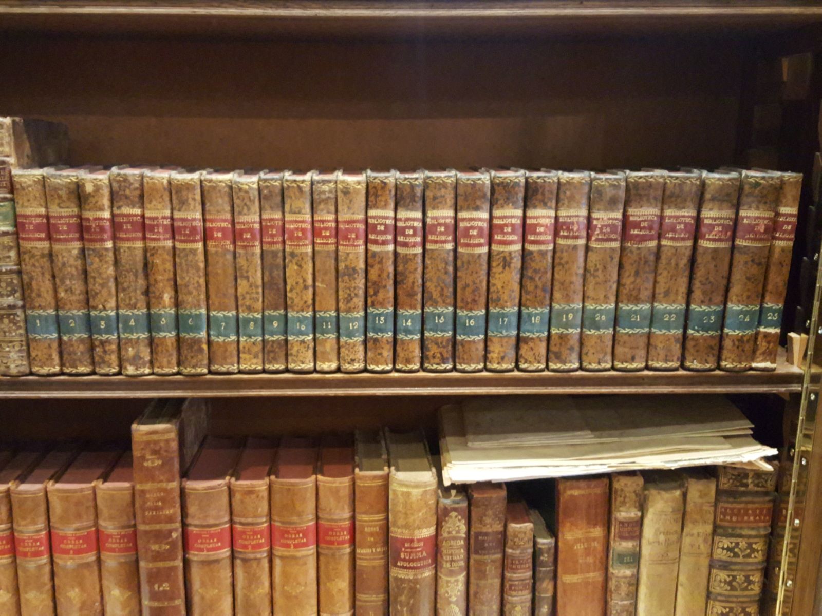 Biblioteca de Religión, ó sea Colección de obras contra la …