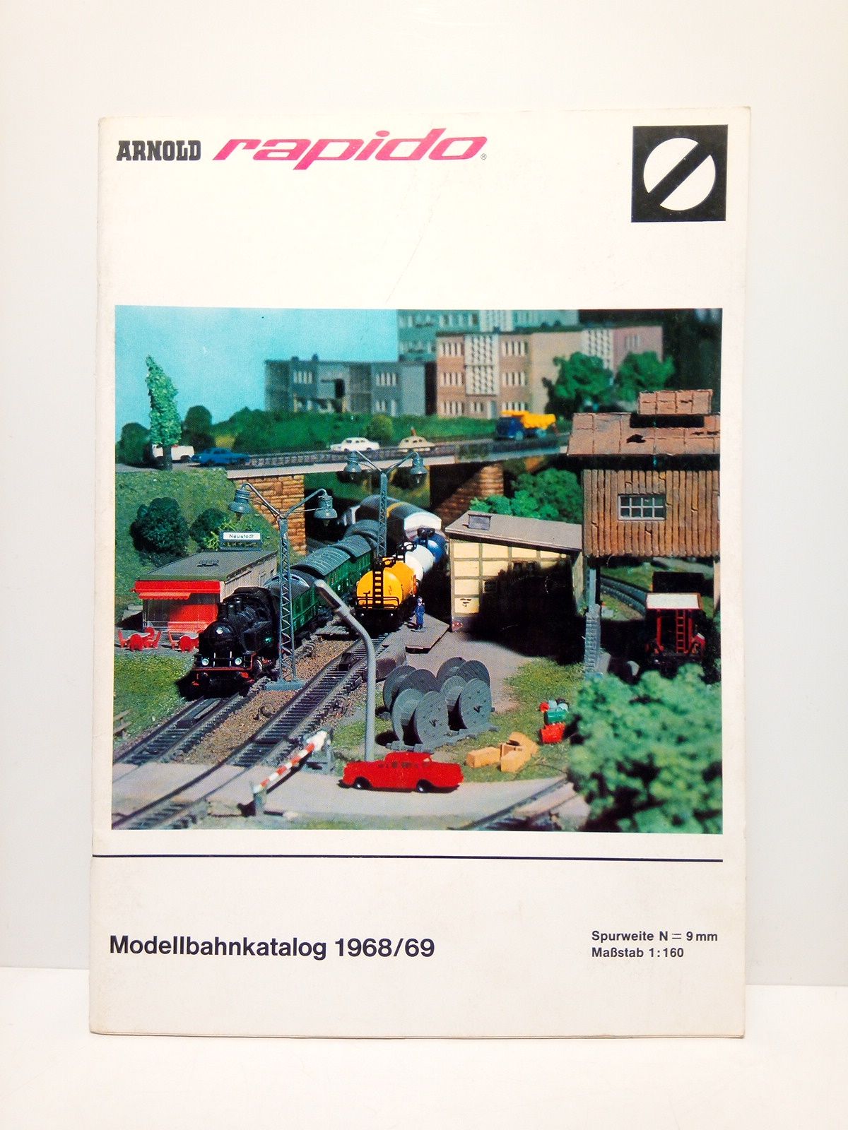 [Catálogo de trenes Arnold Rapido 1968/69]