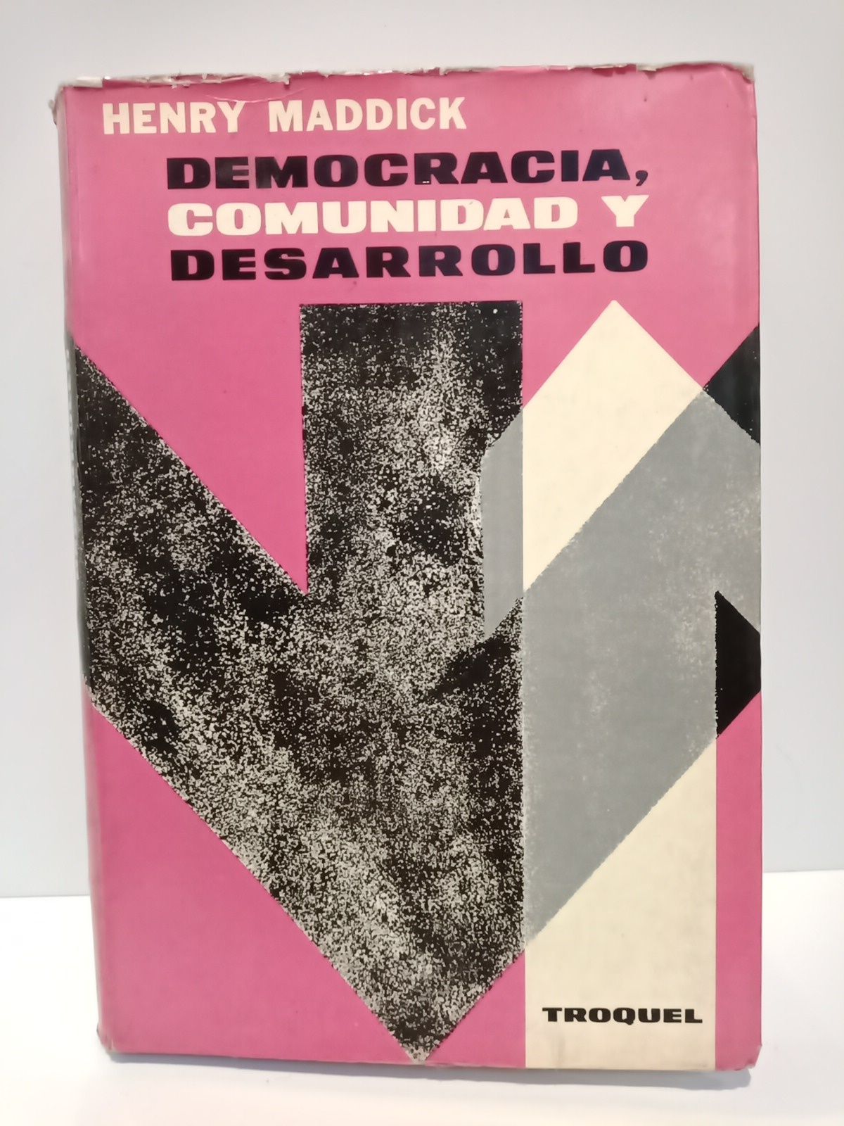 Democracia, Comunidad y Desarrollo