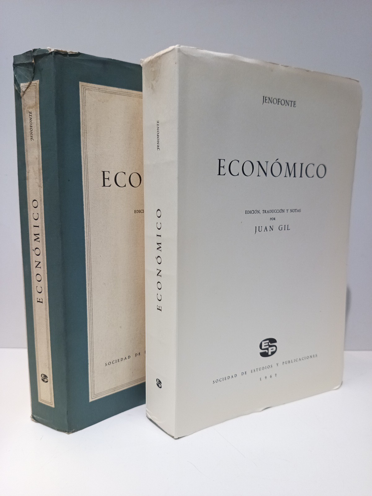 Económico / Edición, traducción y notas por Juan Gil