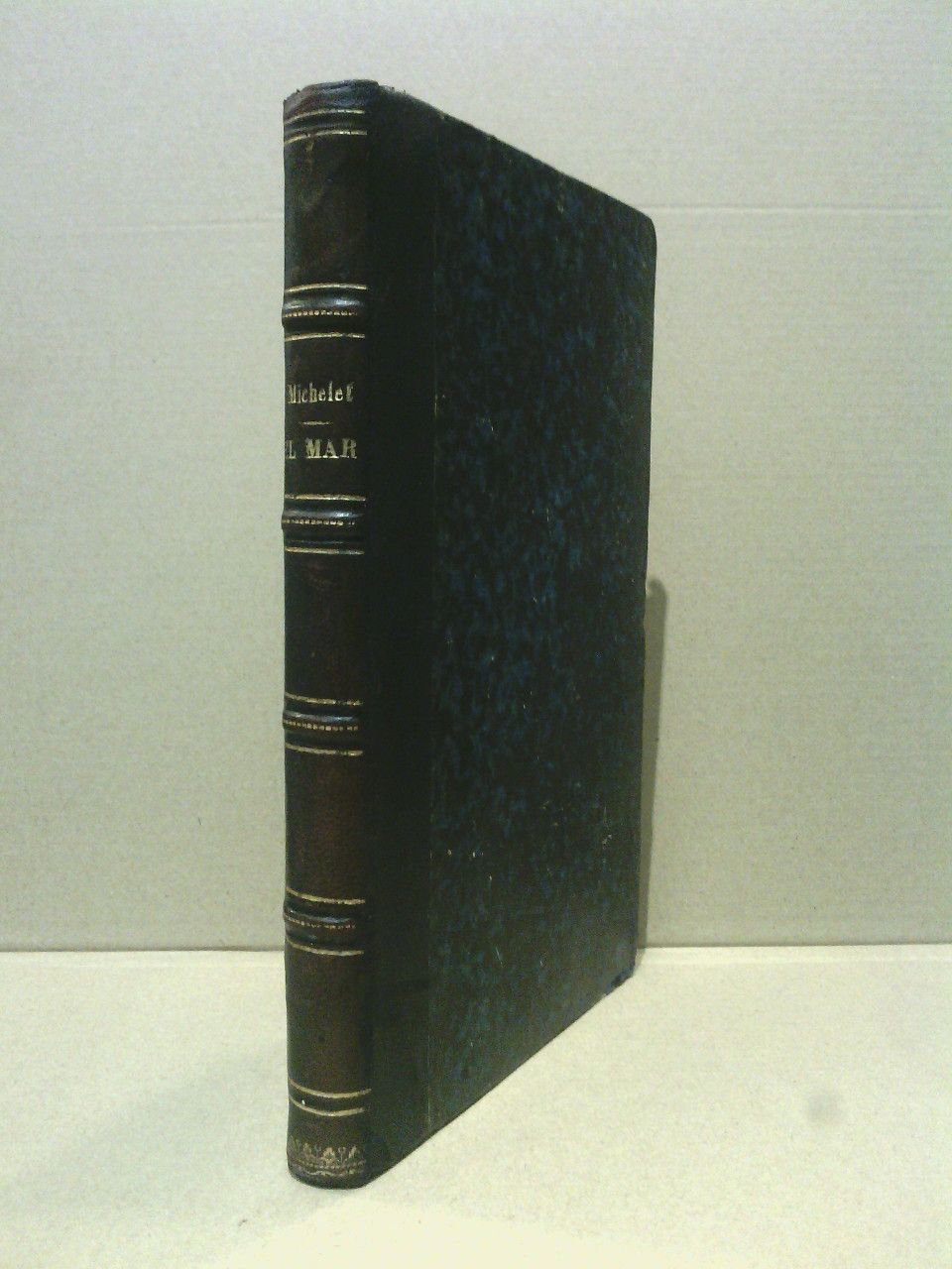 El Mar / Traduc. de Mariano Blanch