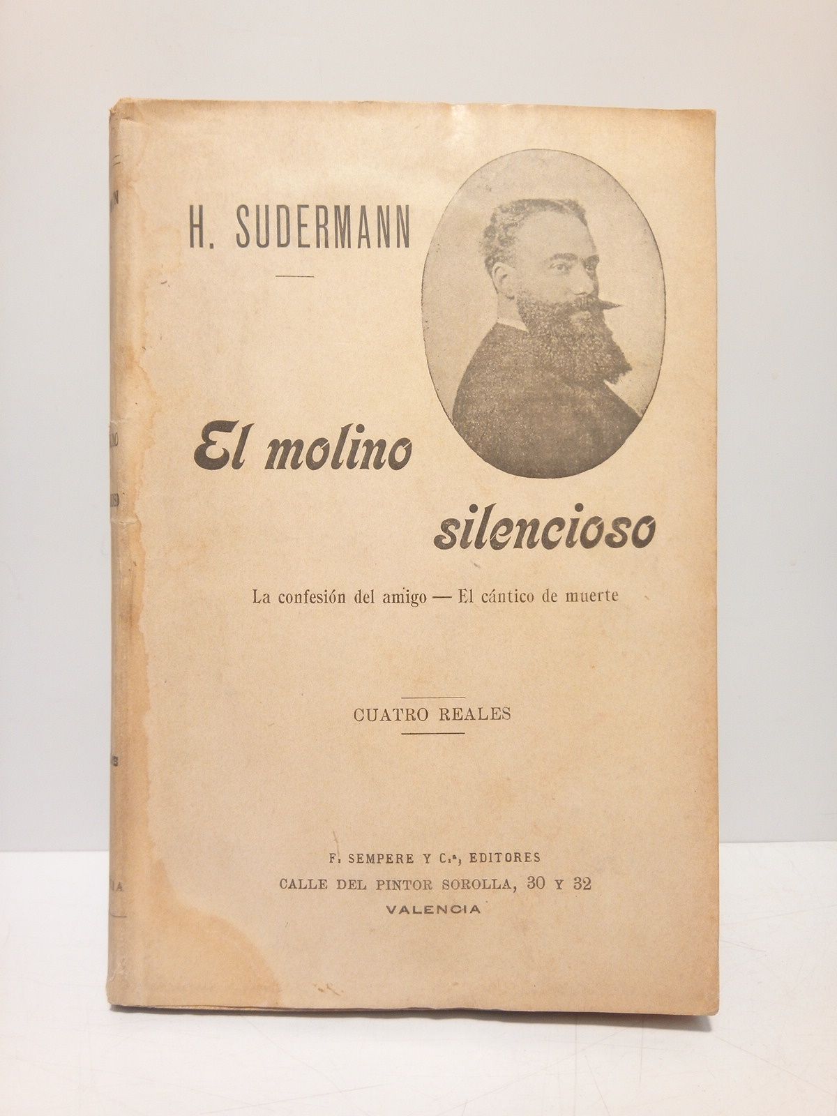 El molino silencioso: La confesión del amigo; El cántico de …