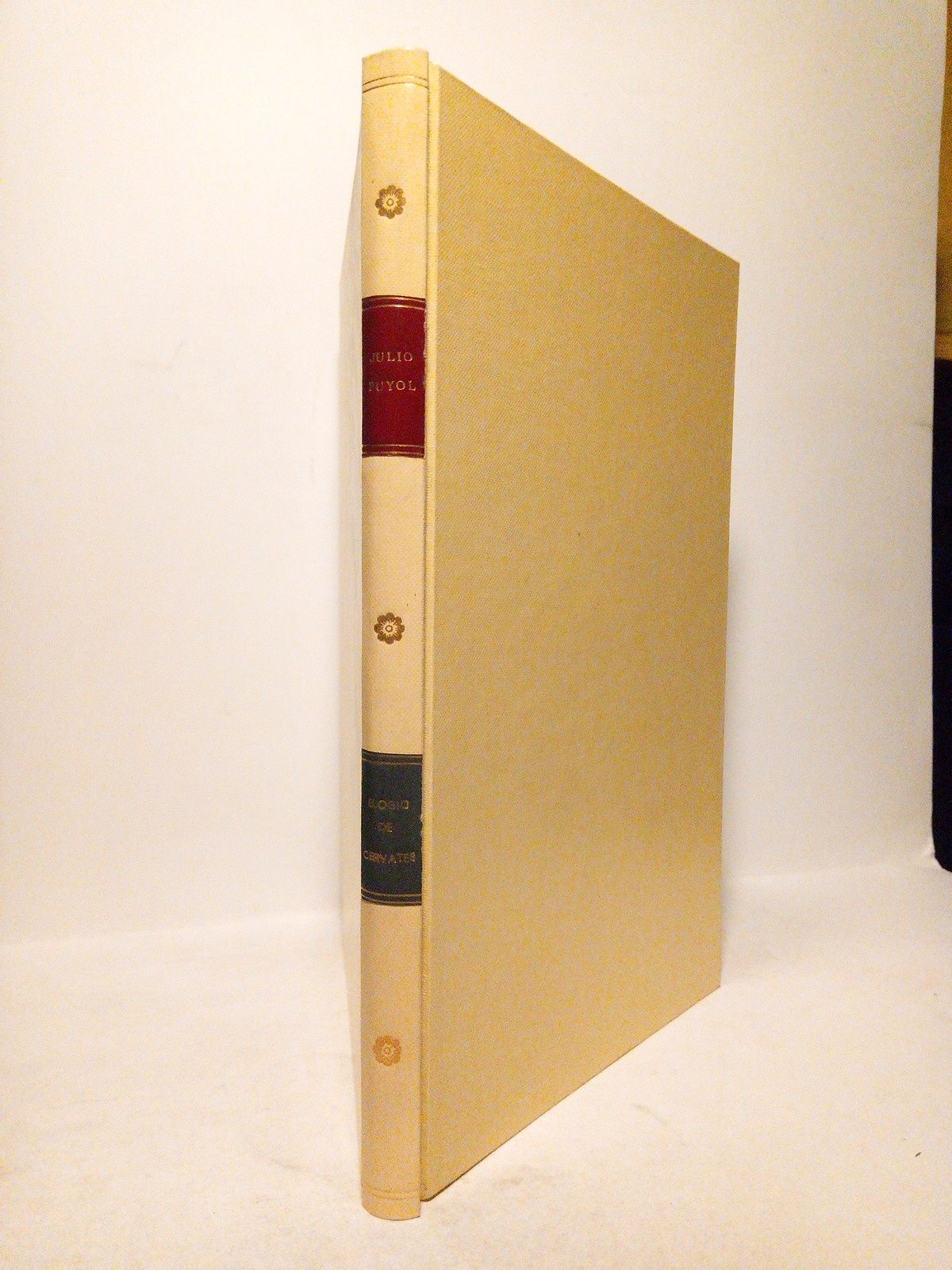 Elogio de Cervantes. (Discurso leído en la Junta Pública y …