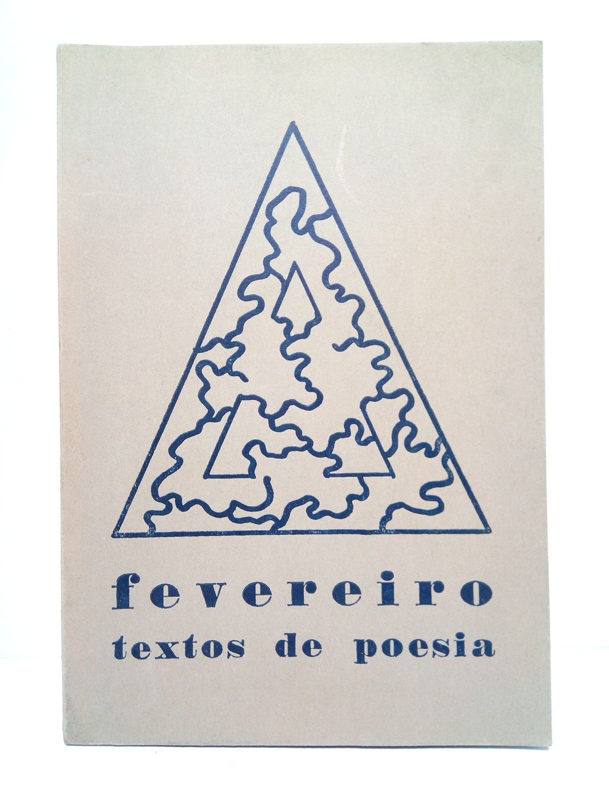 Entre o Silêncio e o Espaço; O Peso das Fronteiras; …