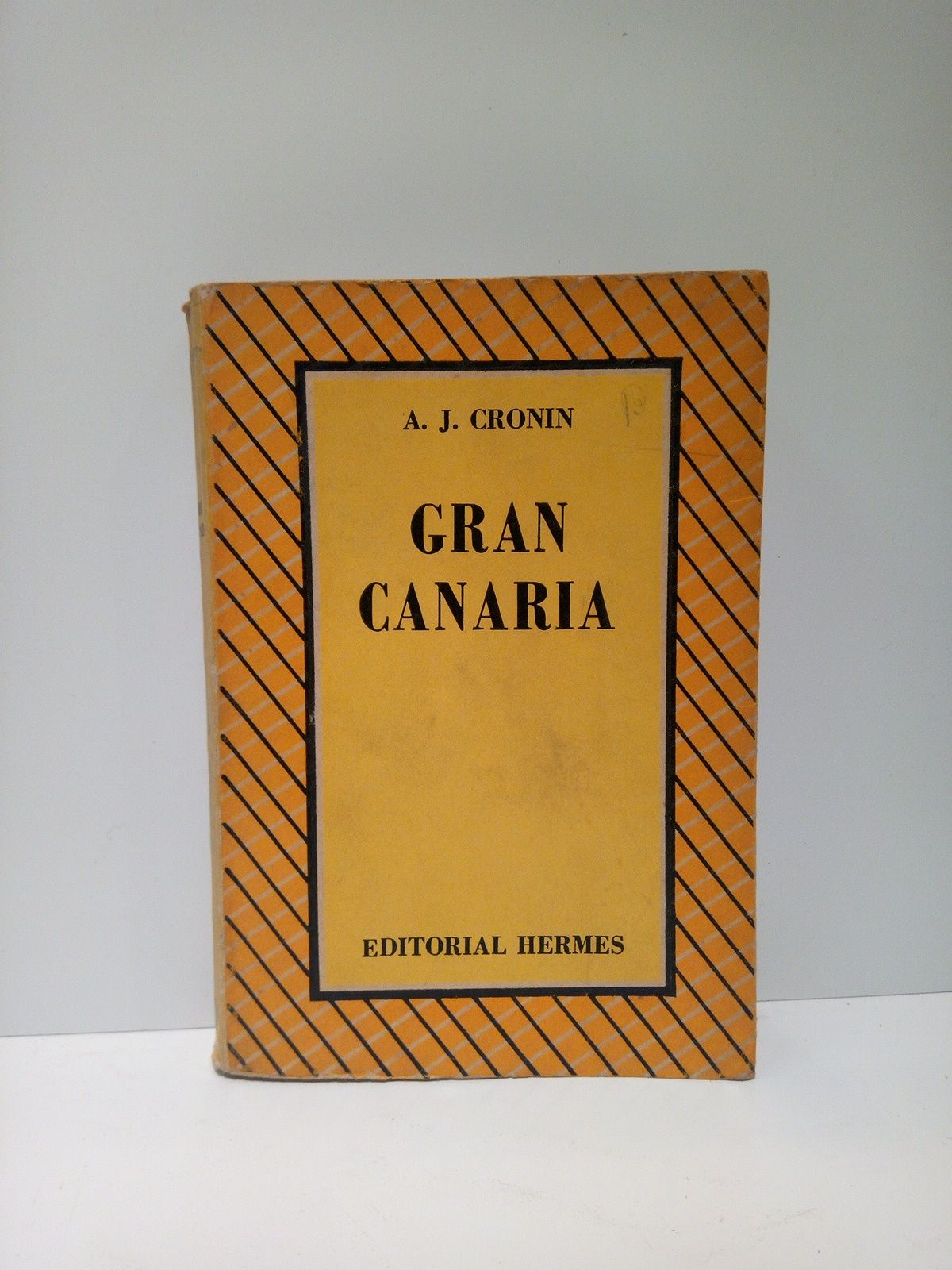 Gran Canaria / Traducción de Joaquín Urnieta