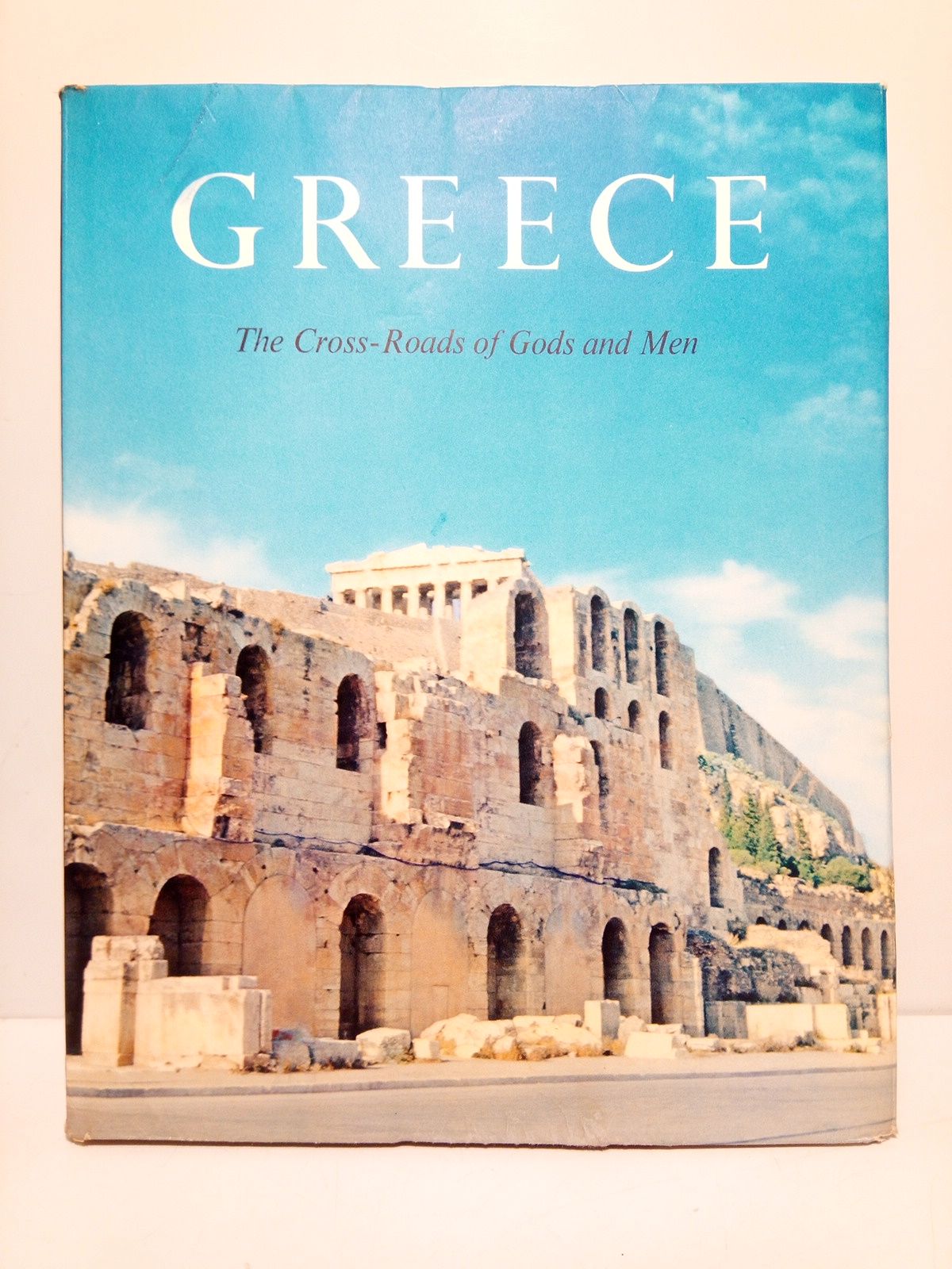 Grece: The Cross-Roads of Gods and Men