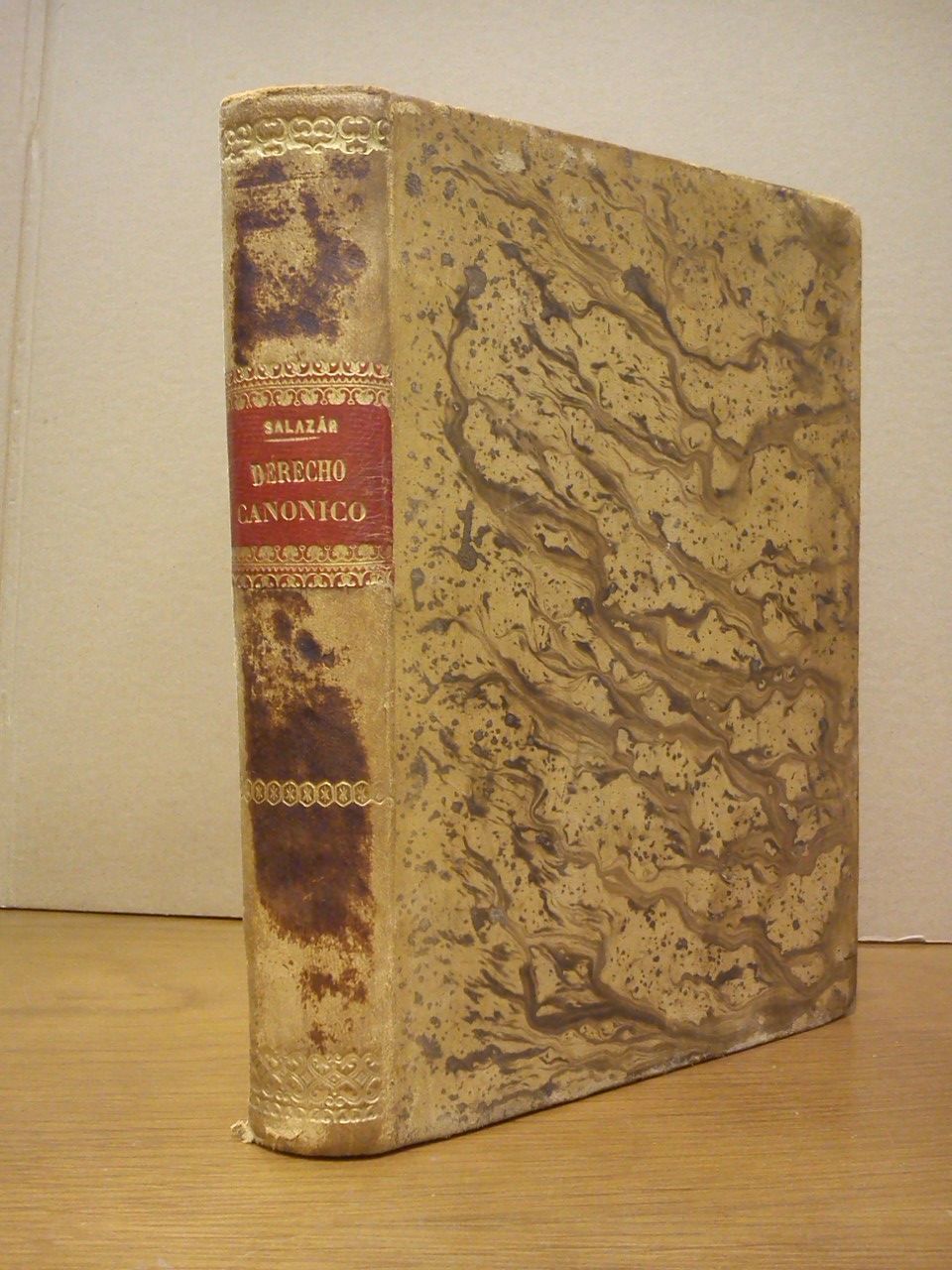 Instituciones de Derecho Canónico