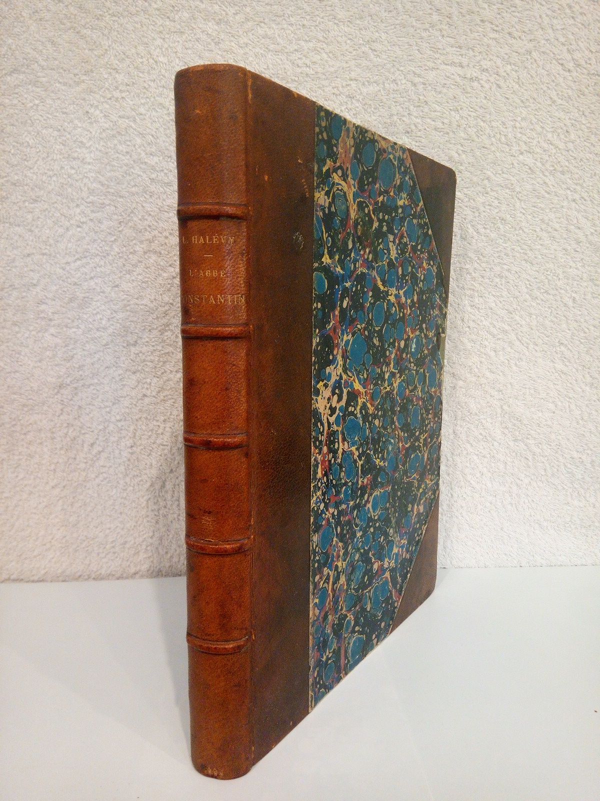 L'Abbé Constantin / Illustré par Madame Madeleine Lemaire