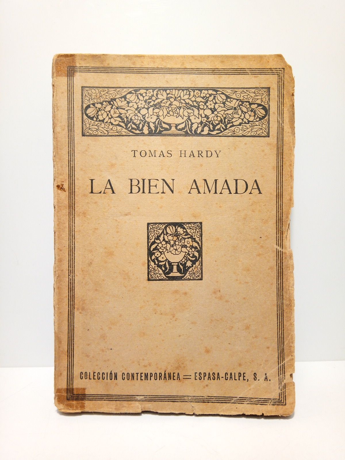 La bien amada: Bosquejo de un temperamento / Traducida por …