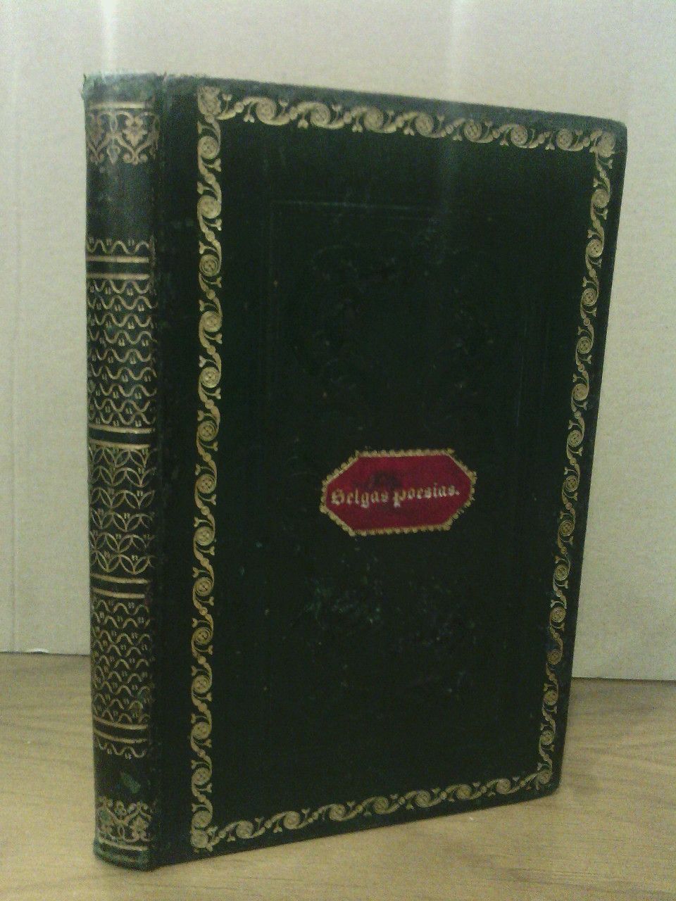 La primavera; El estío. (Colección de poesías)