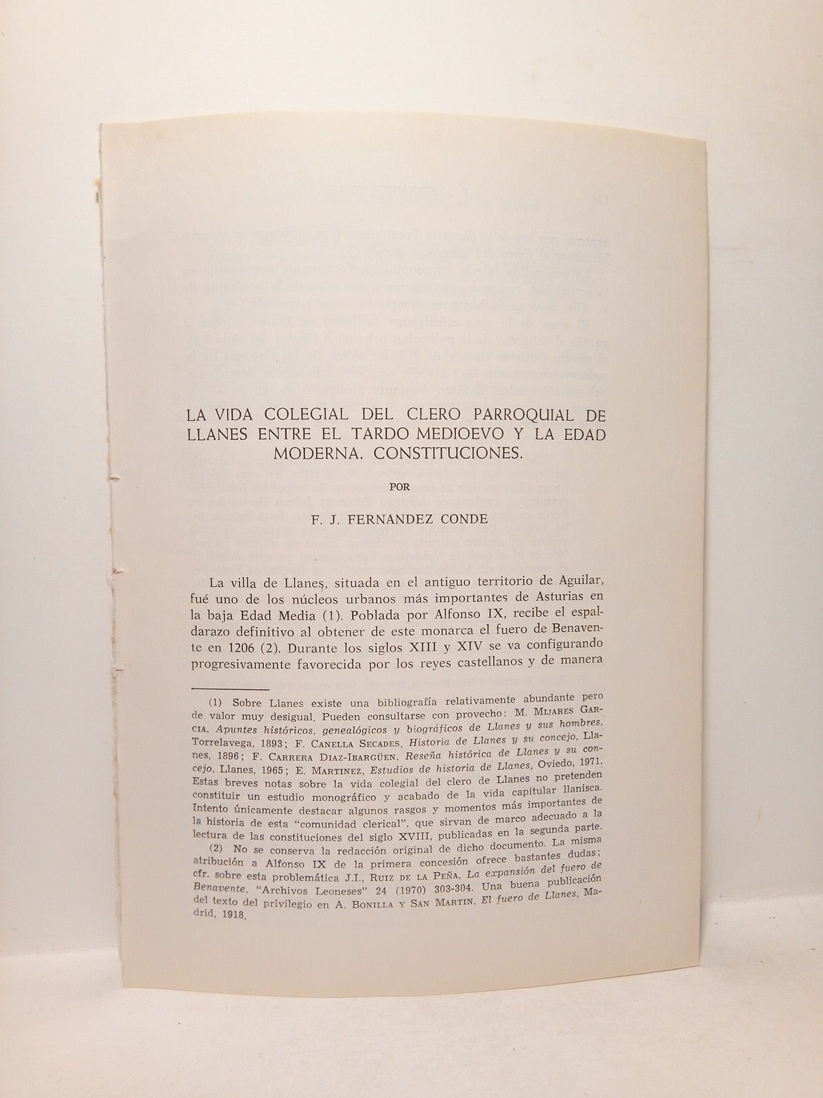 La vida colegial del clero parroquial de Llanes entre el …