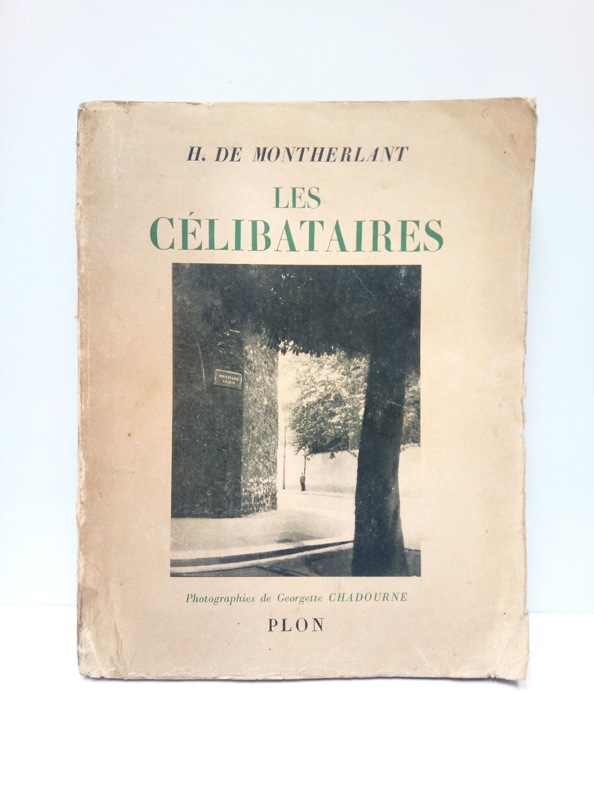 Les Célibataires / Photographies de Georgette Chadourne