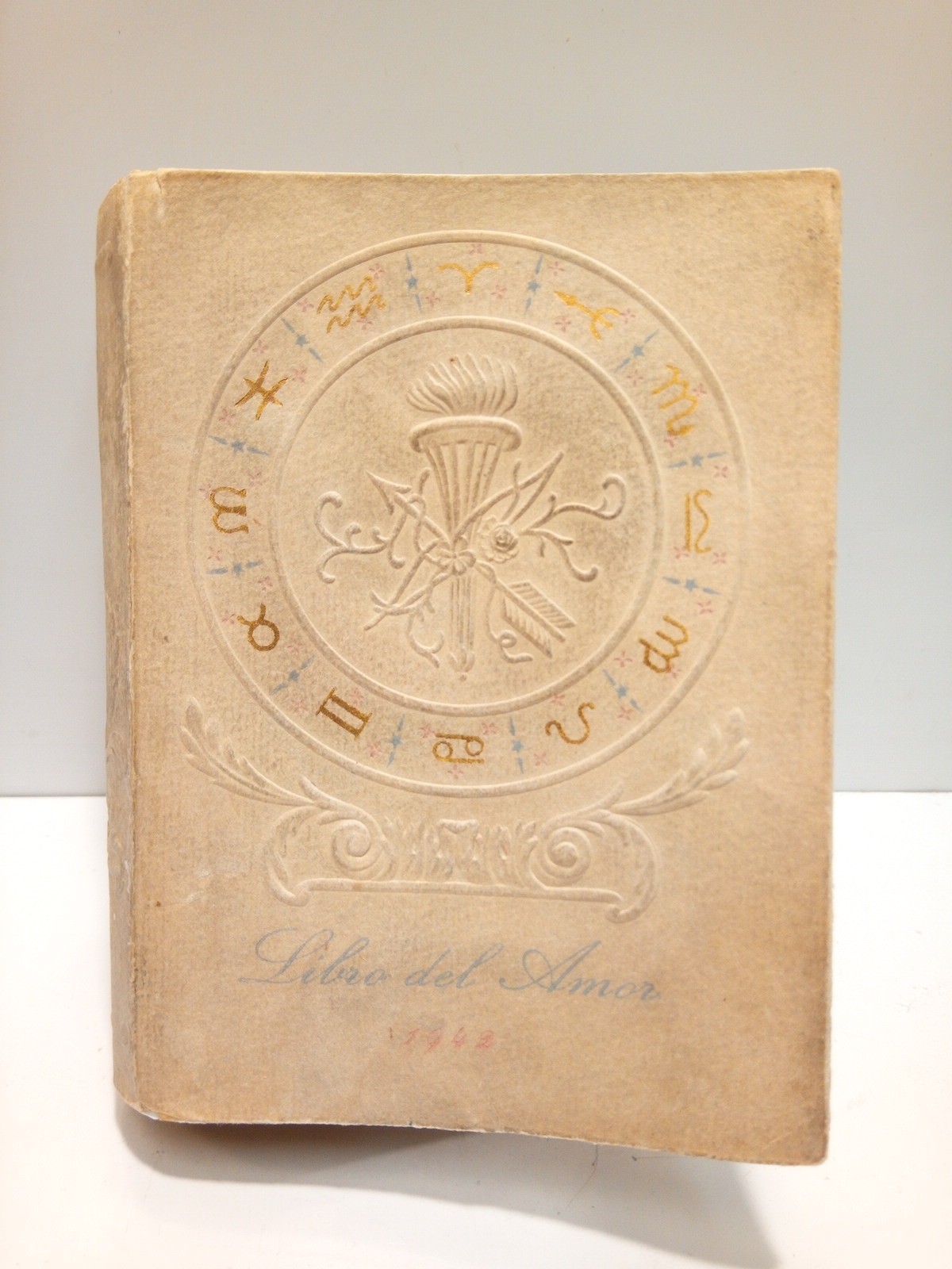 Libro del Amor, 1942 / Este libro reune 365 poemas …