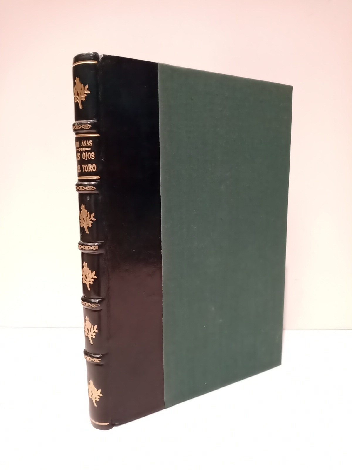 Los Ojos del Toro. Nuevas orientaciones; Estudio científico del toreo …