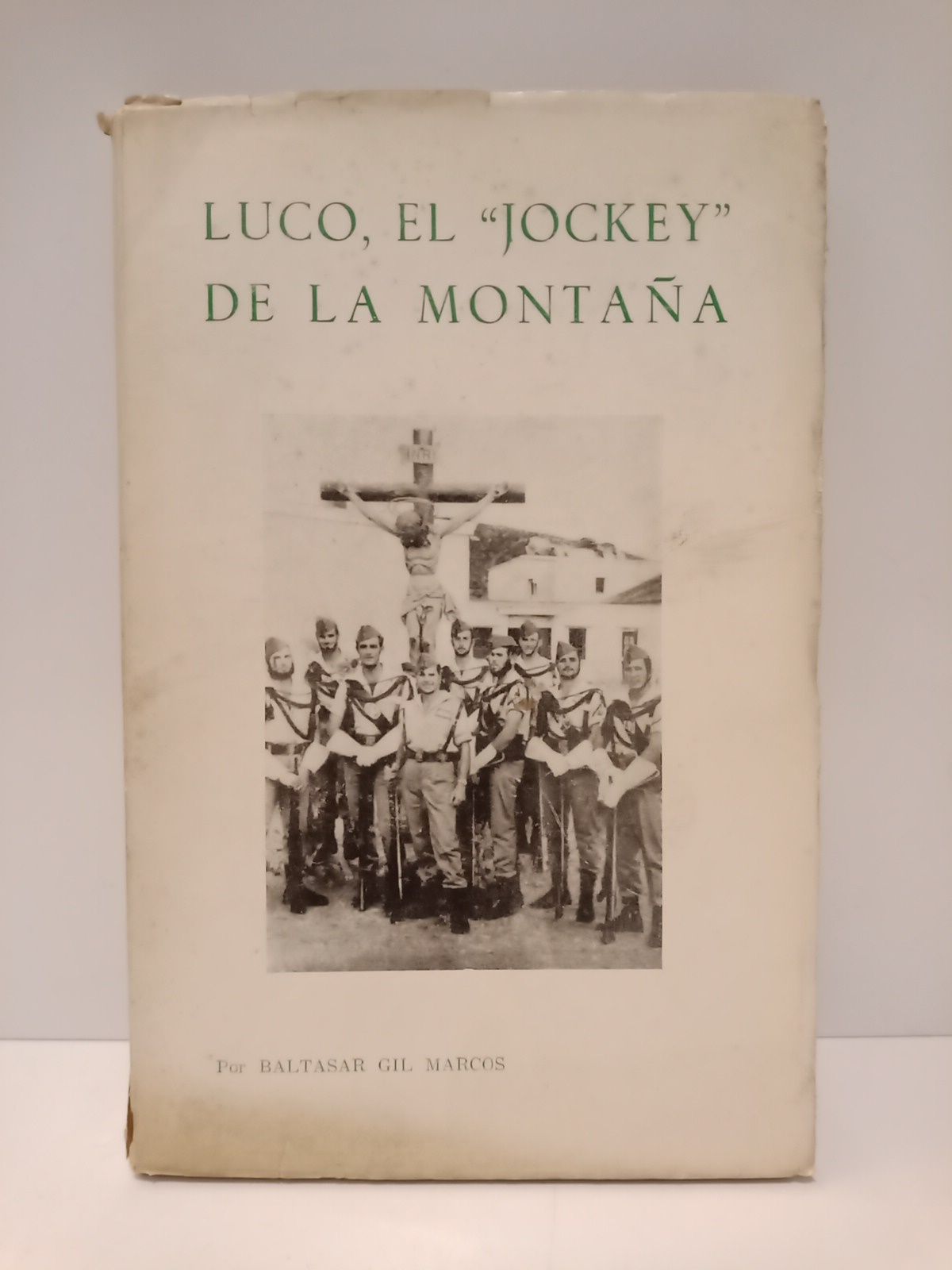 Luco, el "jockey" de la montaña. (Libro pro-raza). En dos …