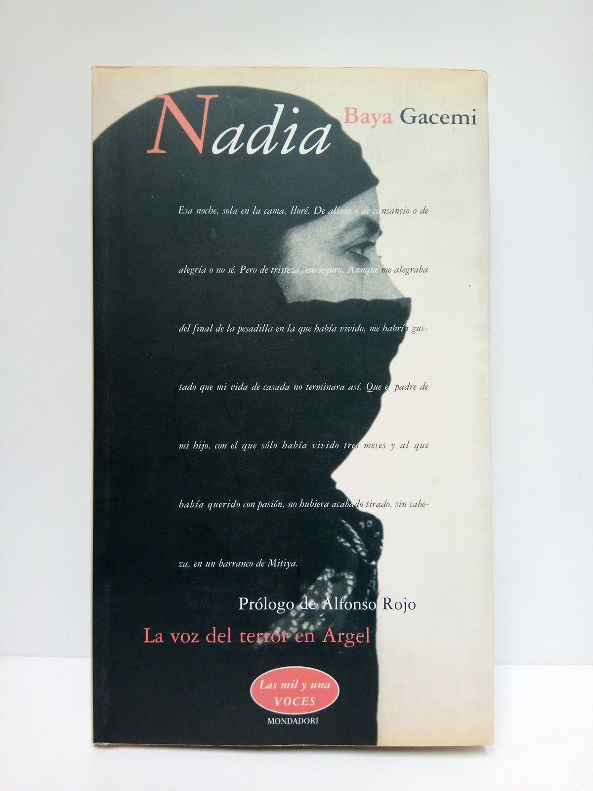 NADIA: La voz del terror en Argel. [Testimonio biográfico] / …