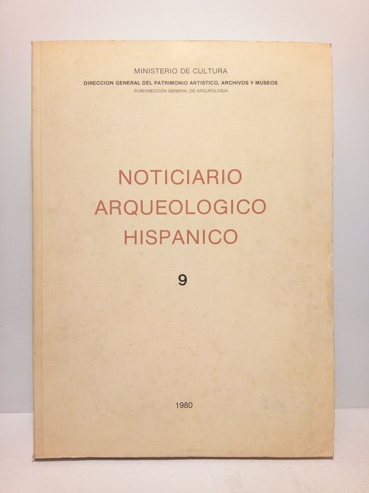 Noticiario Arqueológigo Hispánico. 9