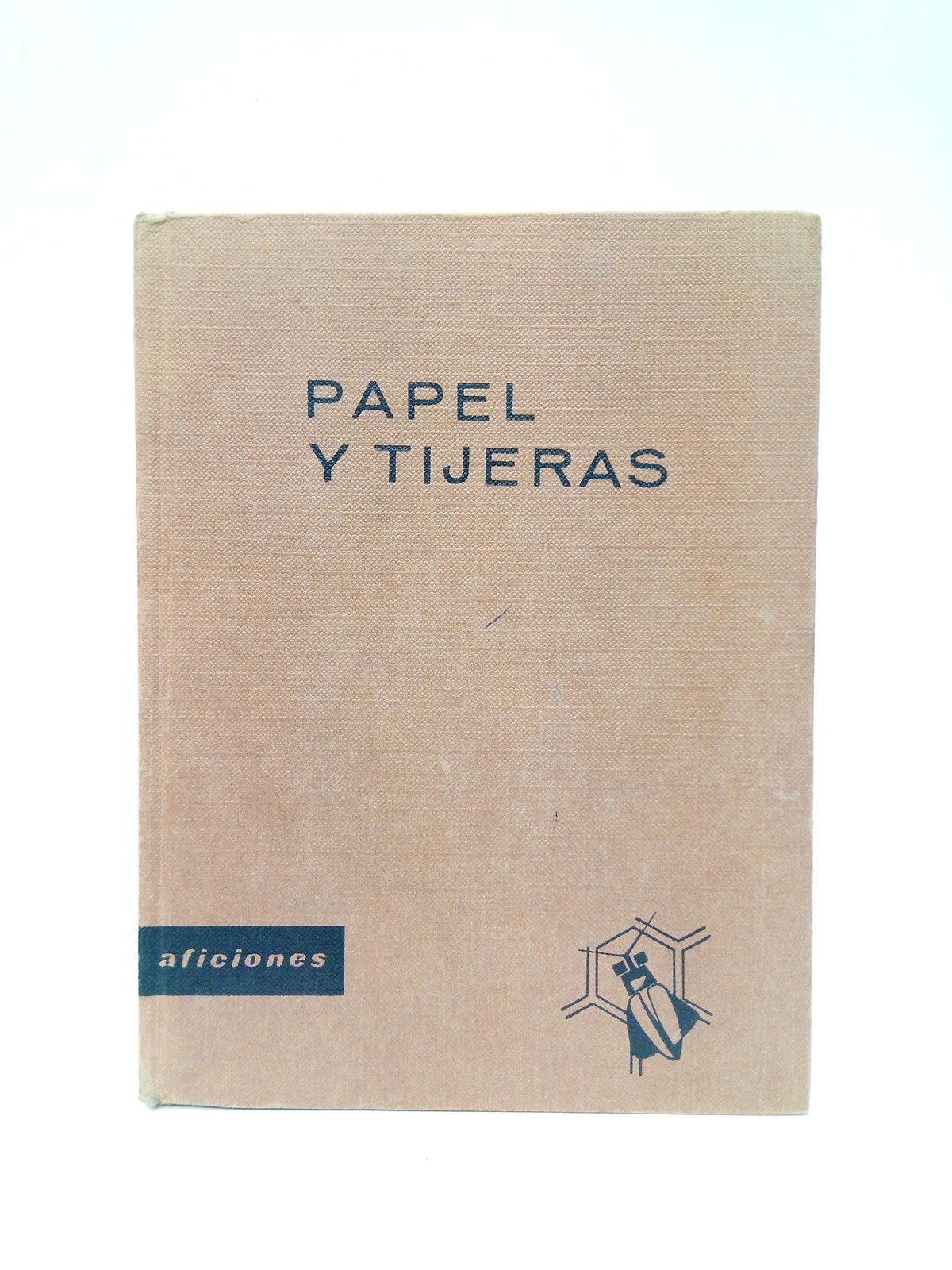 Papel y tijeras. La inteligencia crea, la mano realiza