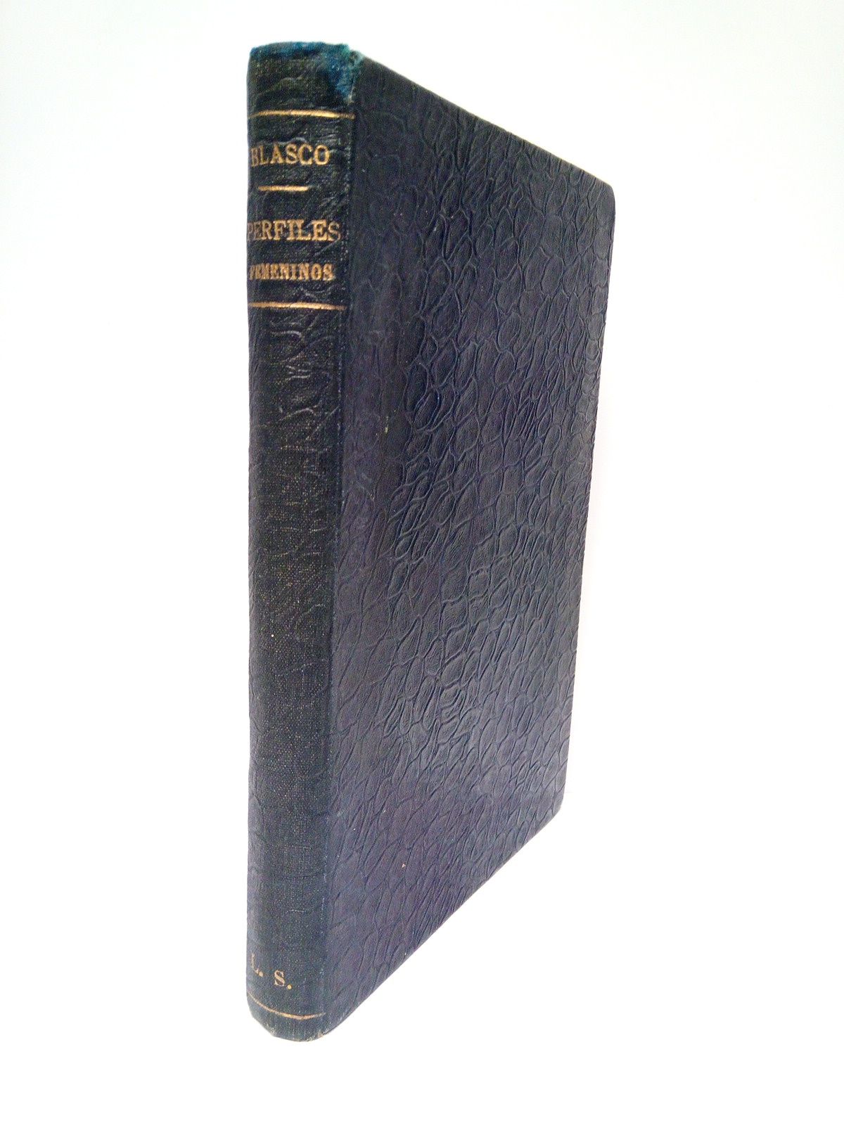 Perfiles femeninos; Recuerdos de París / Prólogo de Julio Burell