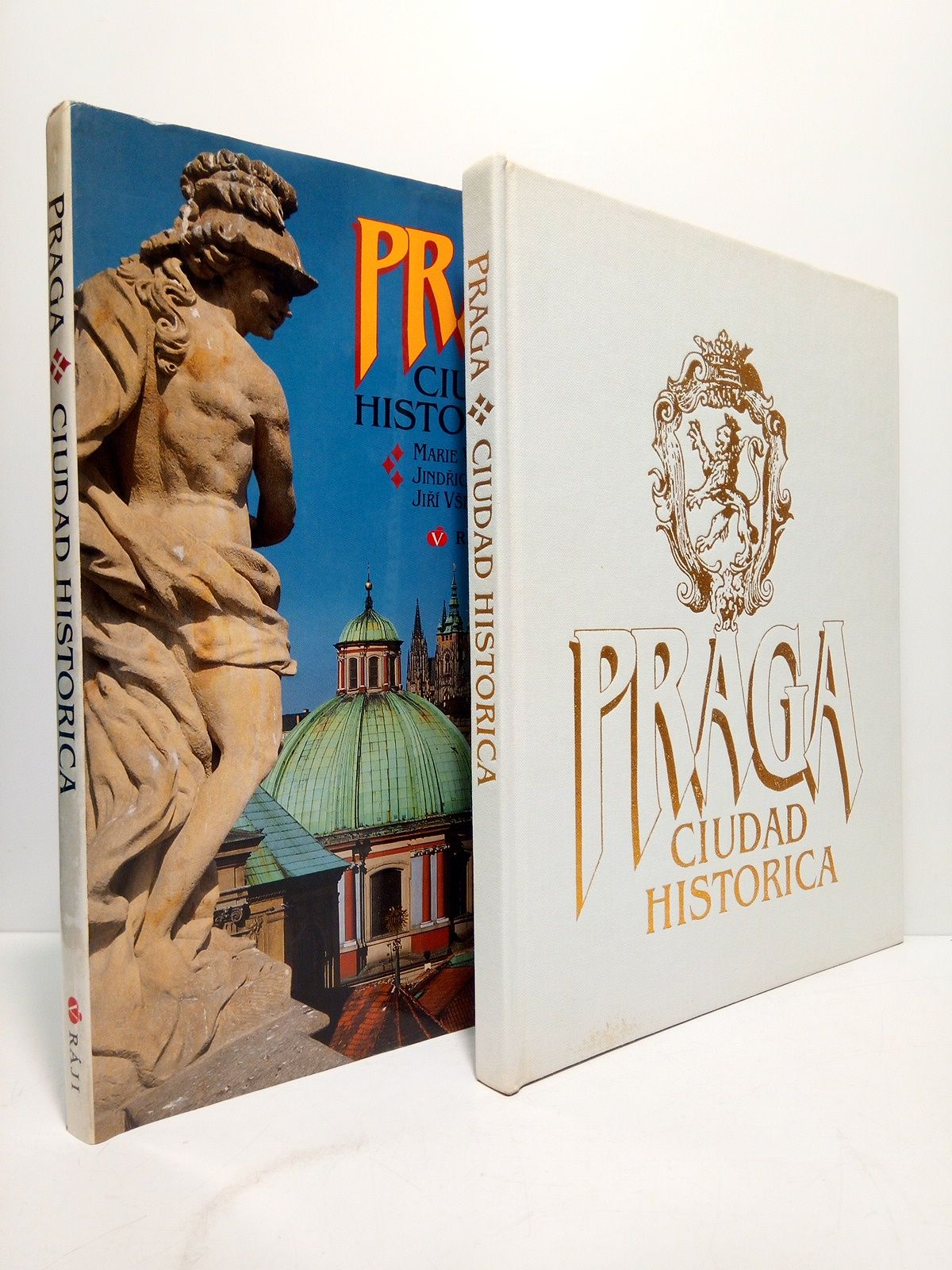 Praga, ciudad histórica / Traducción por Luis Turiansky