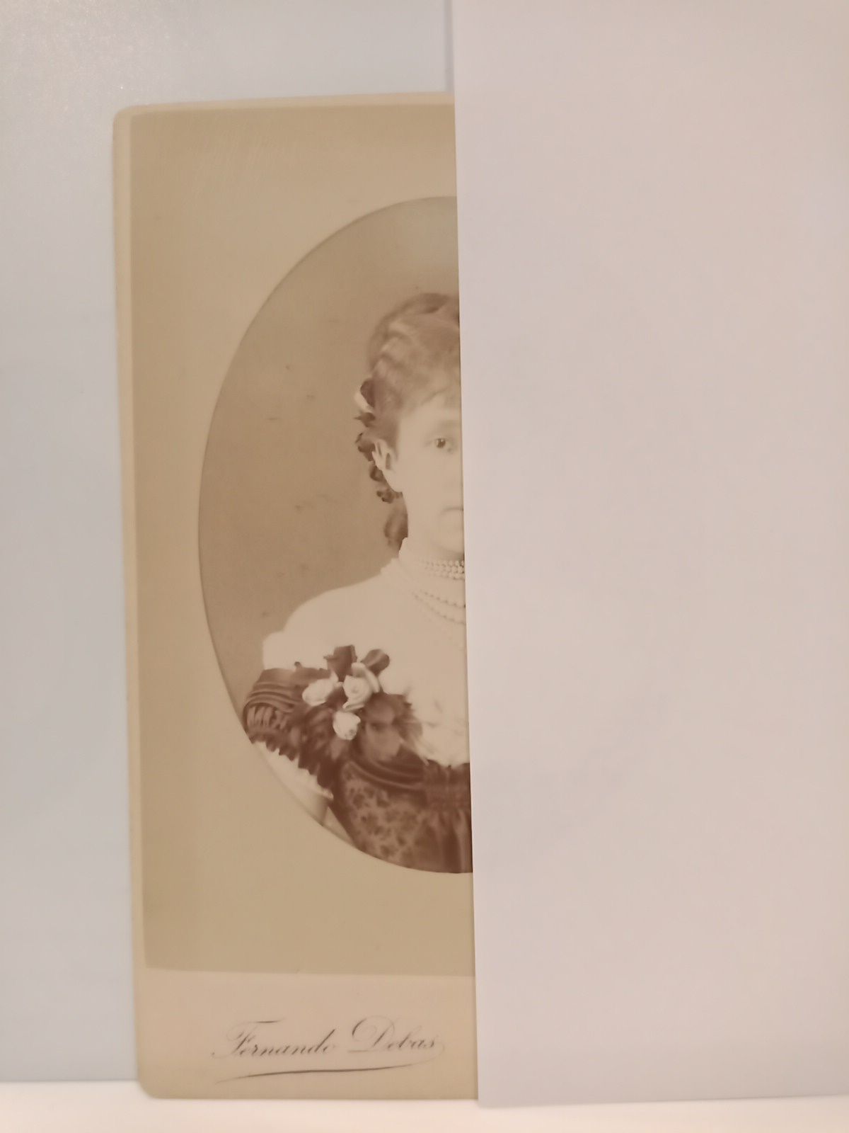 Retrato de la reina María Cristina de Habsburgo-Lorena, de busto …