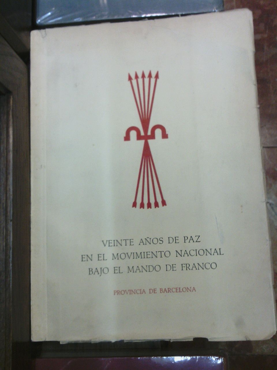 Veinte años de paz en el Movimiento Nacional bajo el …