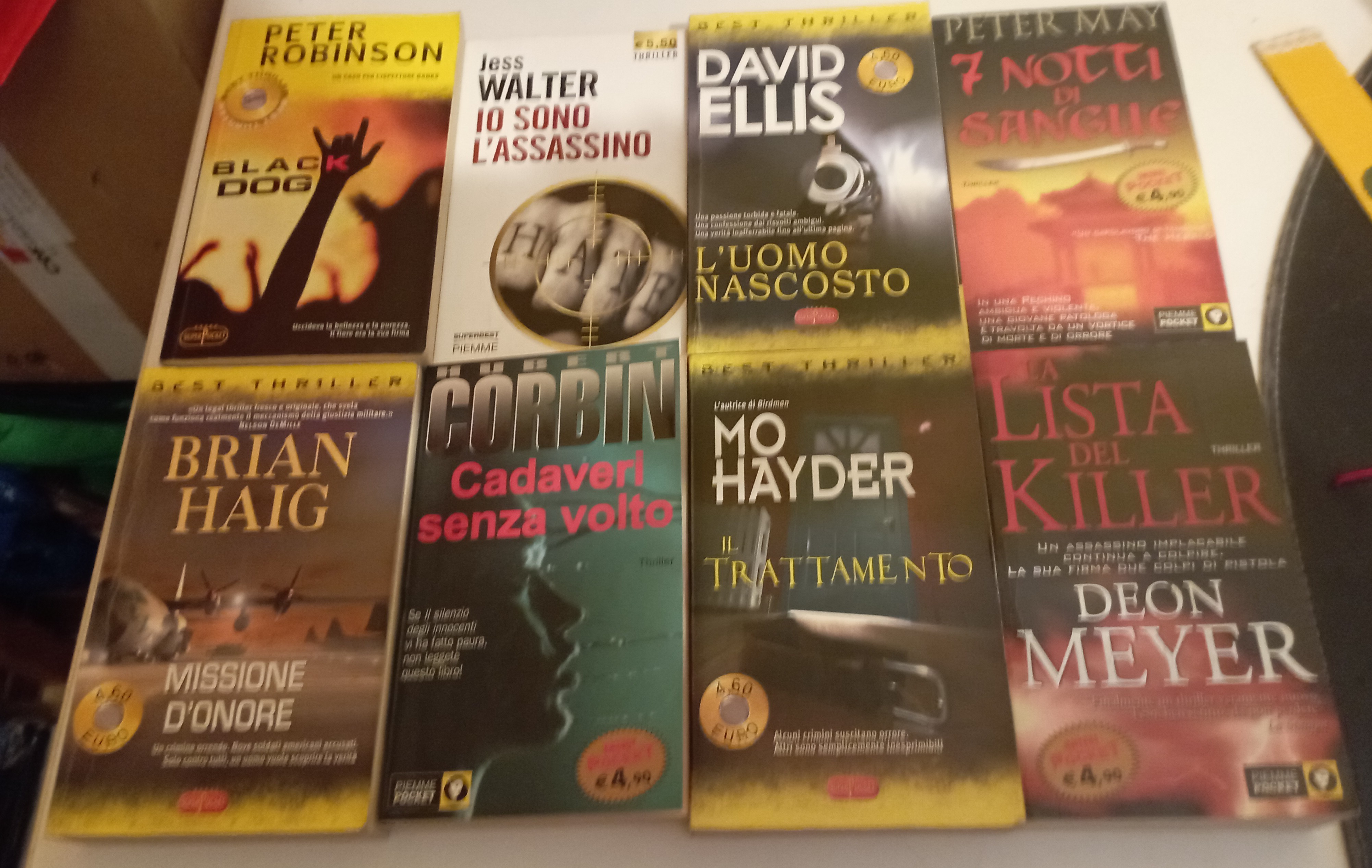 Stock n. 6 - Otto gialli ,titoli in foto .Deon …