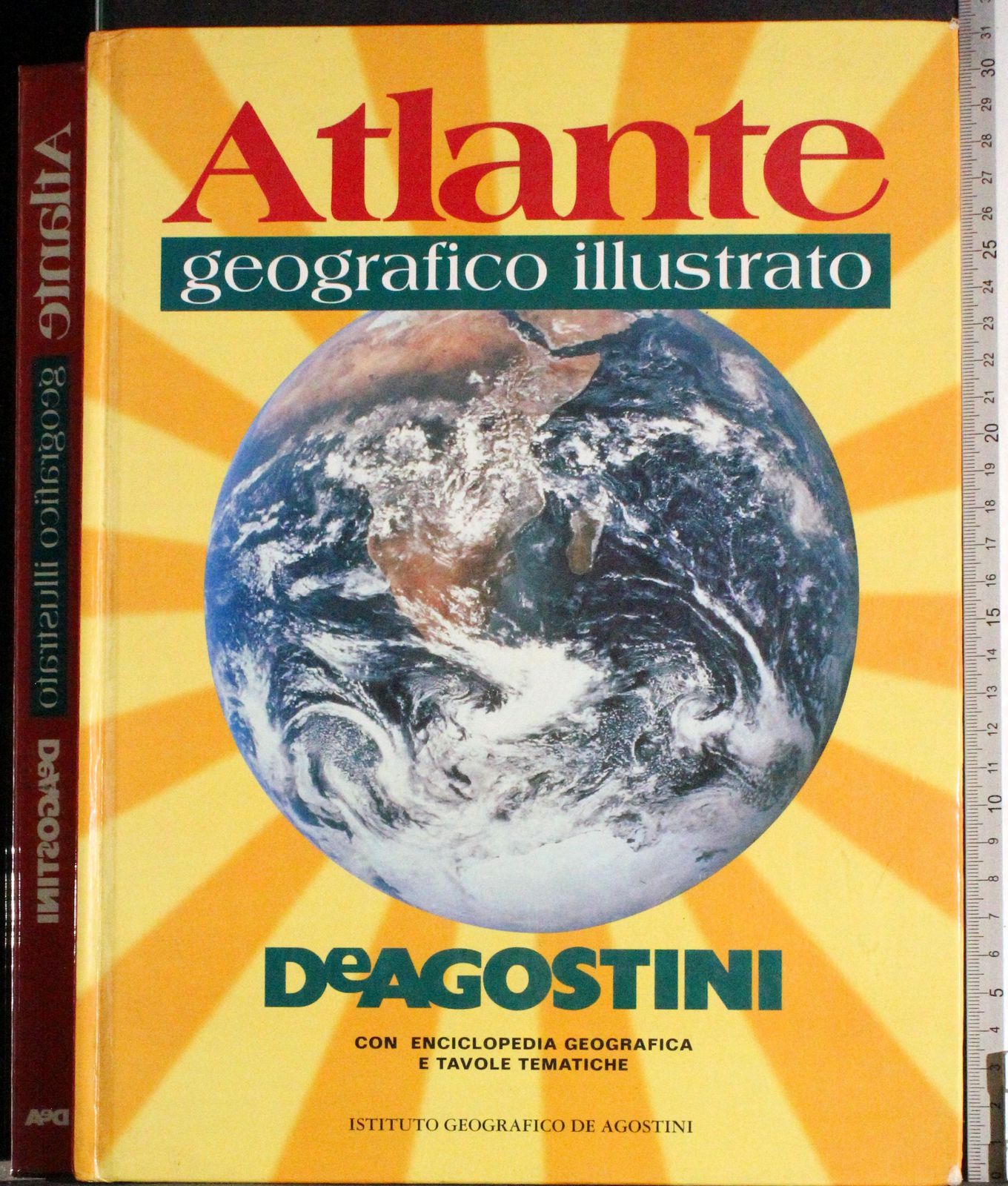 Atlante geografico illustrato