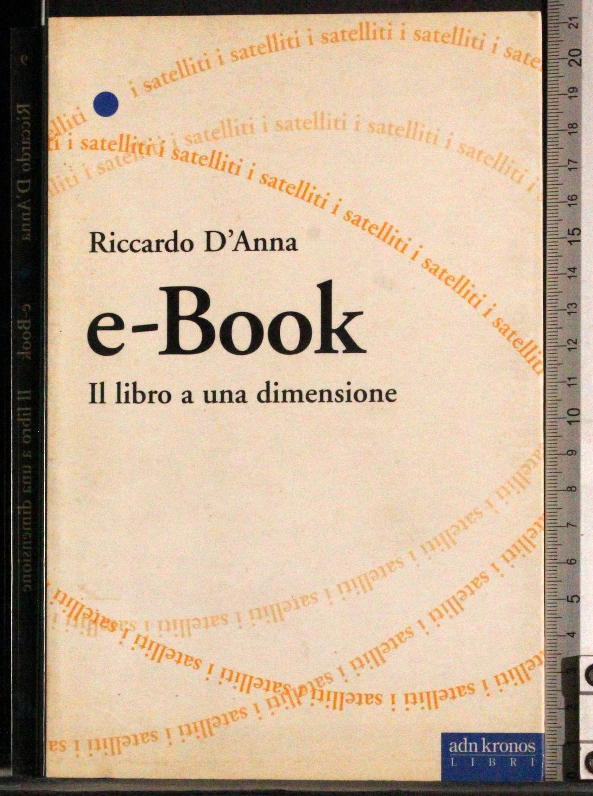 E-book. Il libro a una dimensione